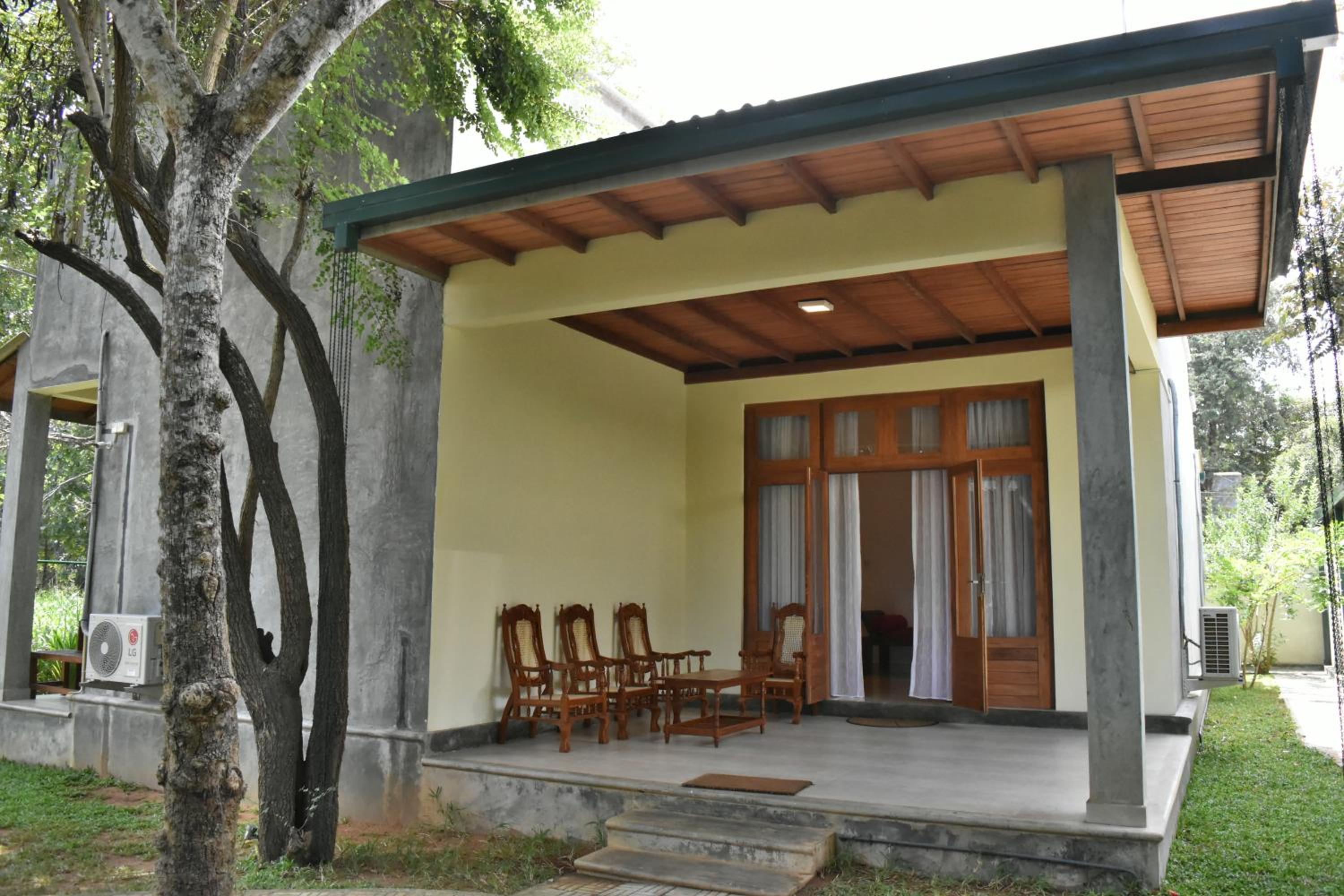 Three-Bedroom Villa photo 2