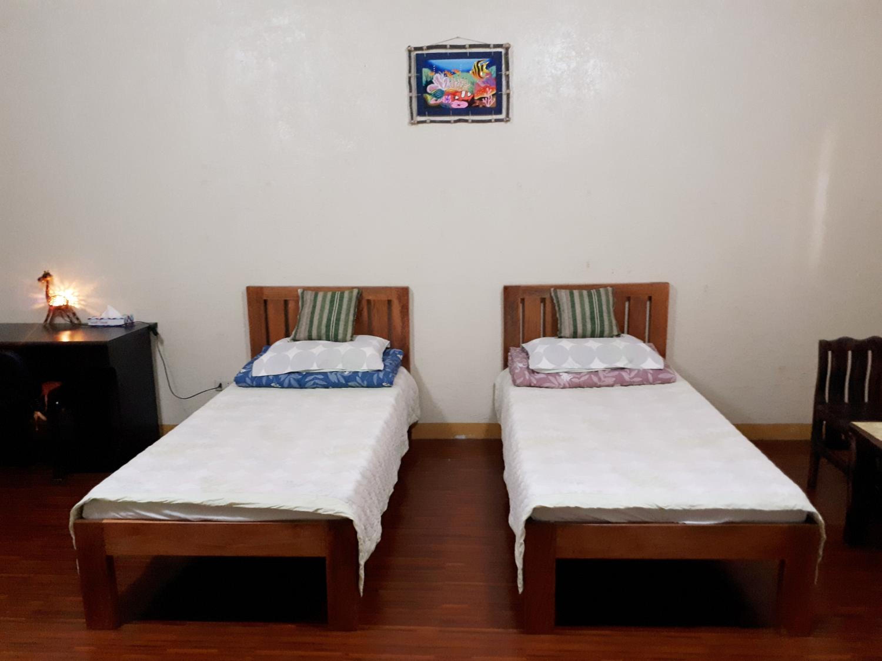 Twin Room - Photo 4