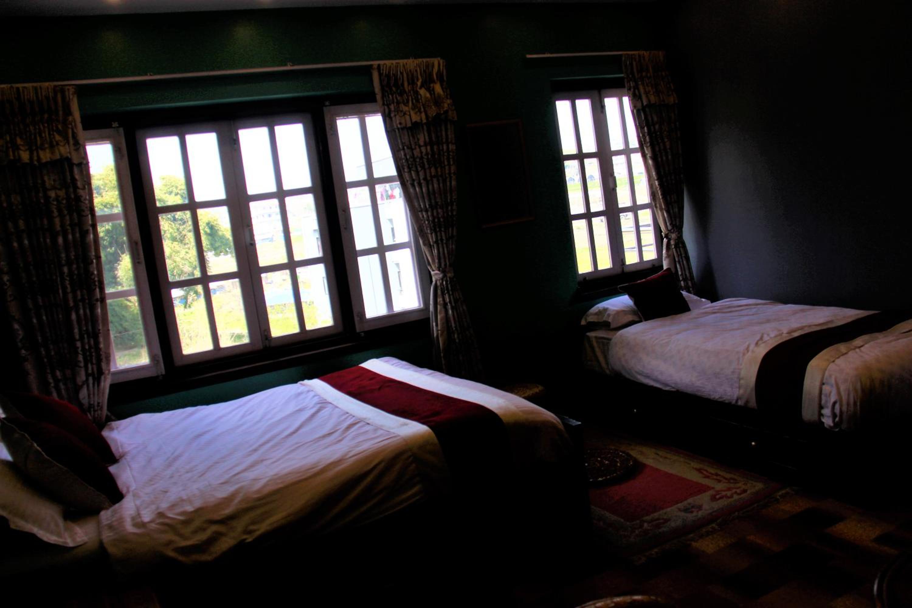 Deluxe Double or Twin Room photo 3