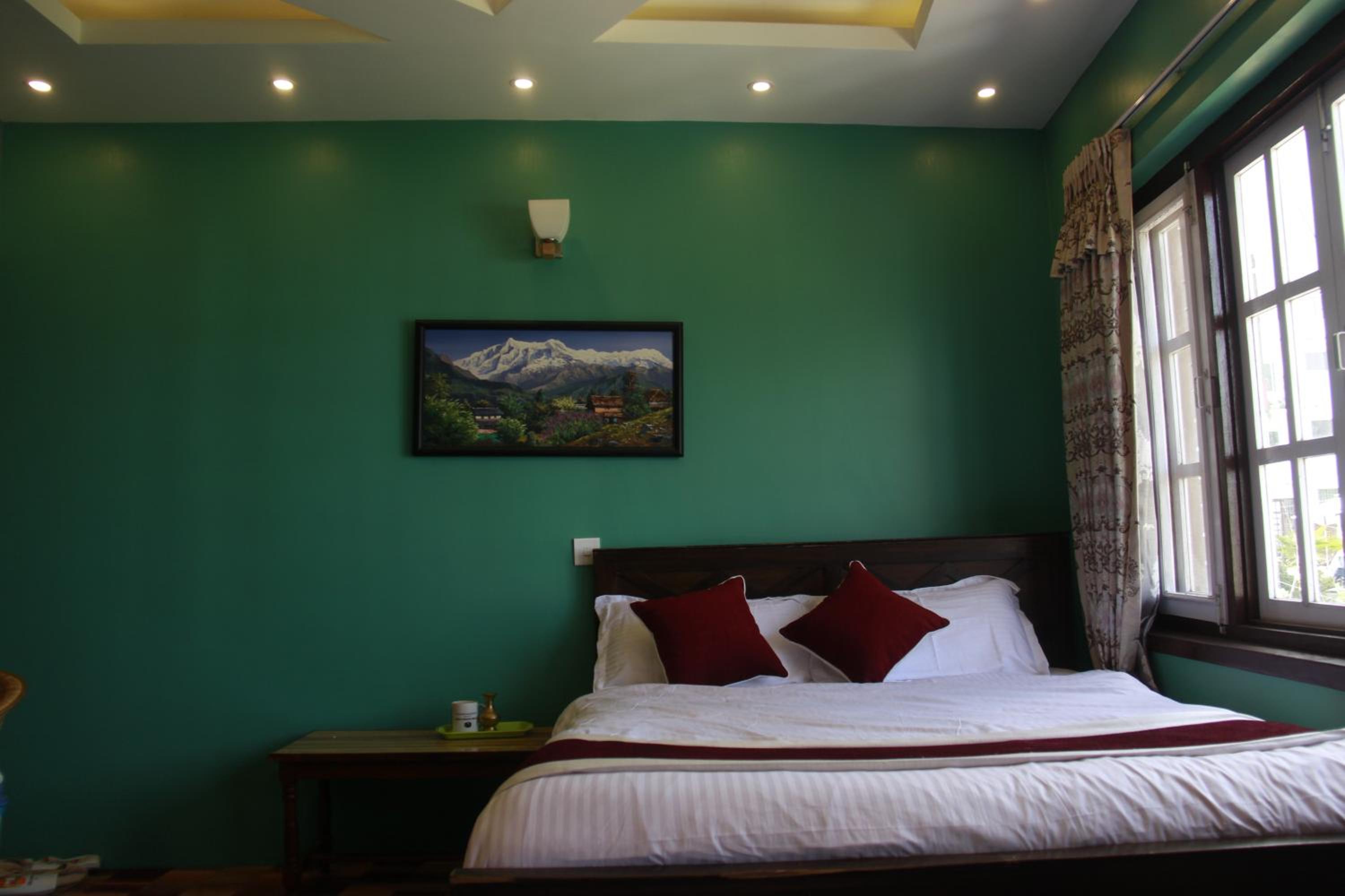 Deluxe Double or Twin Room photo 2