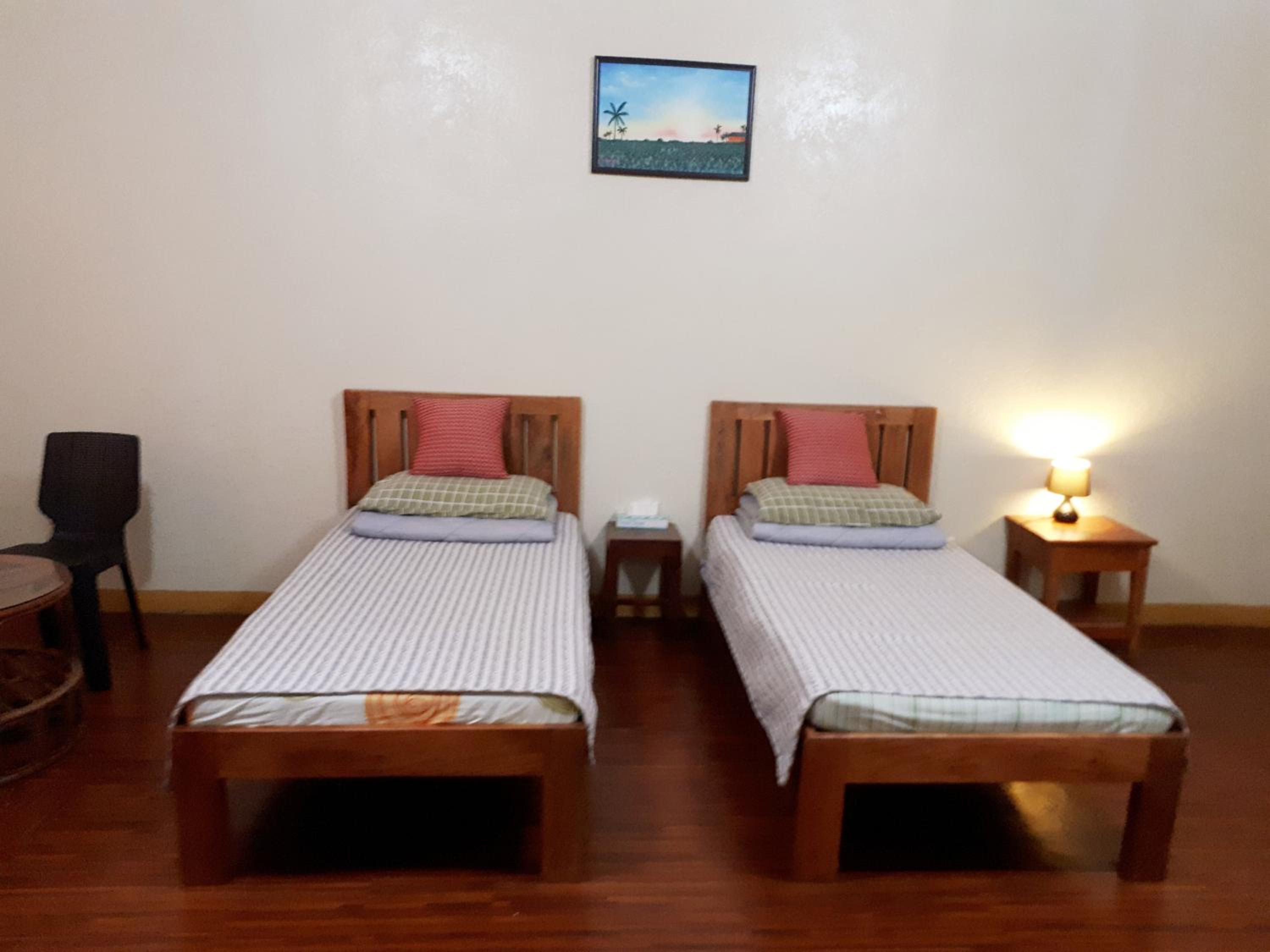 Twin Room - Photo 20