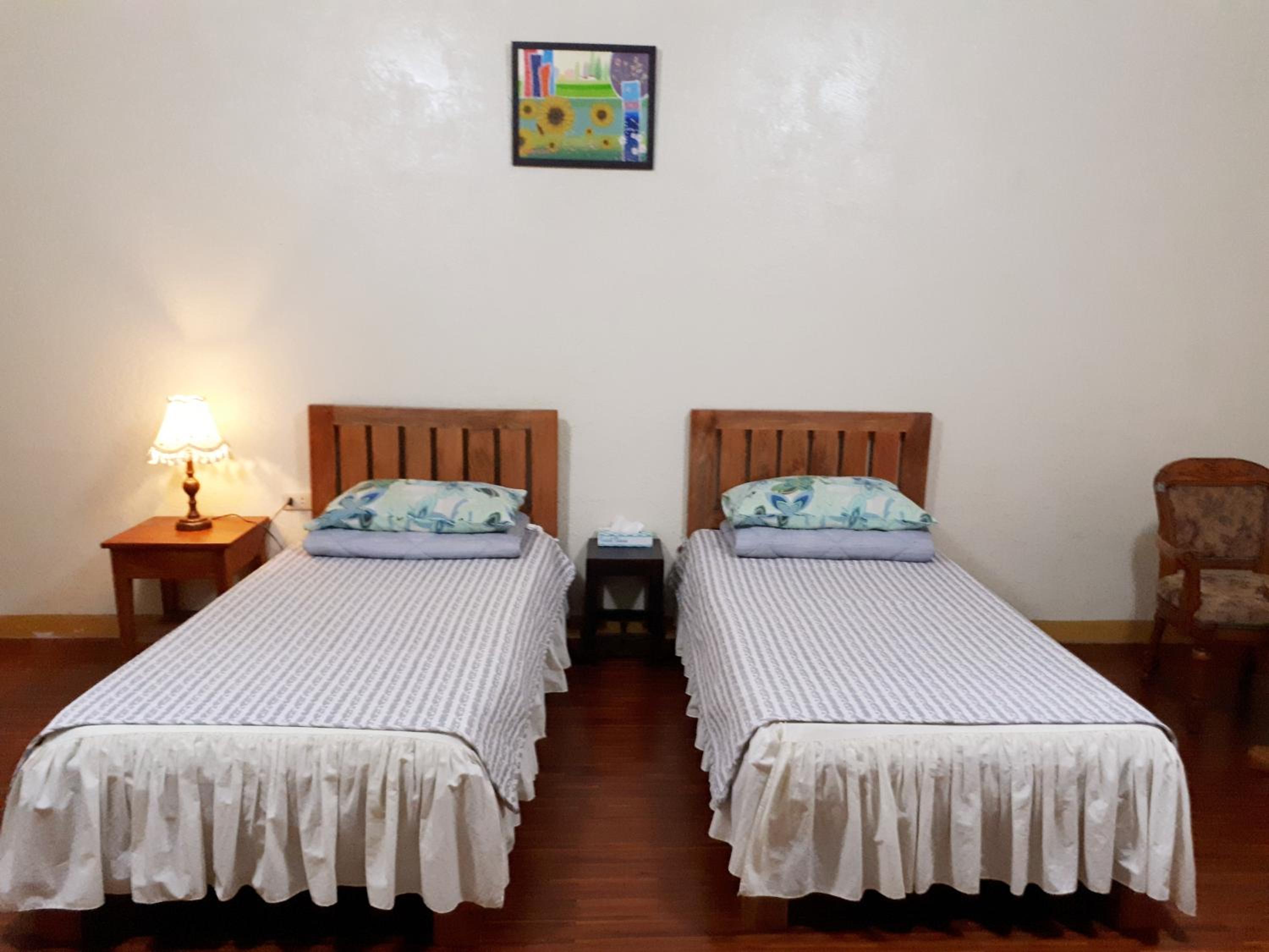 Twin Room - Photo 14
