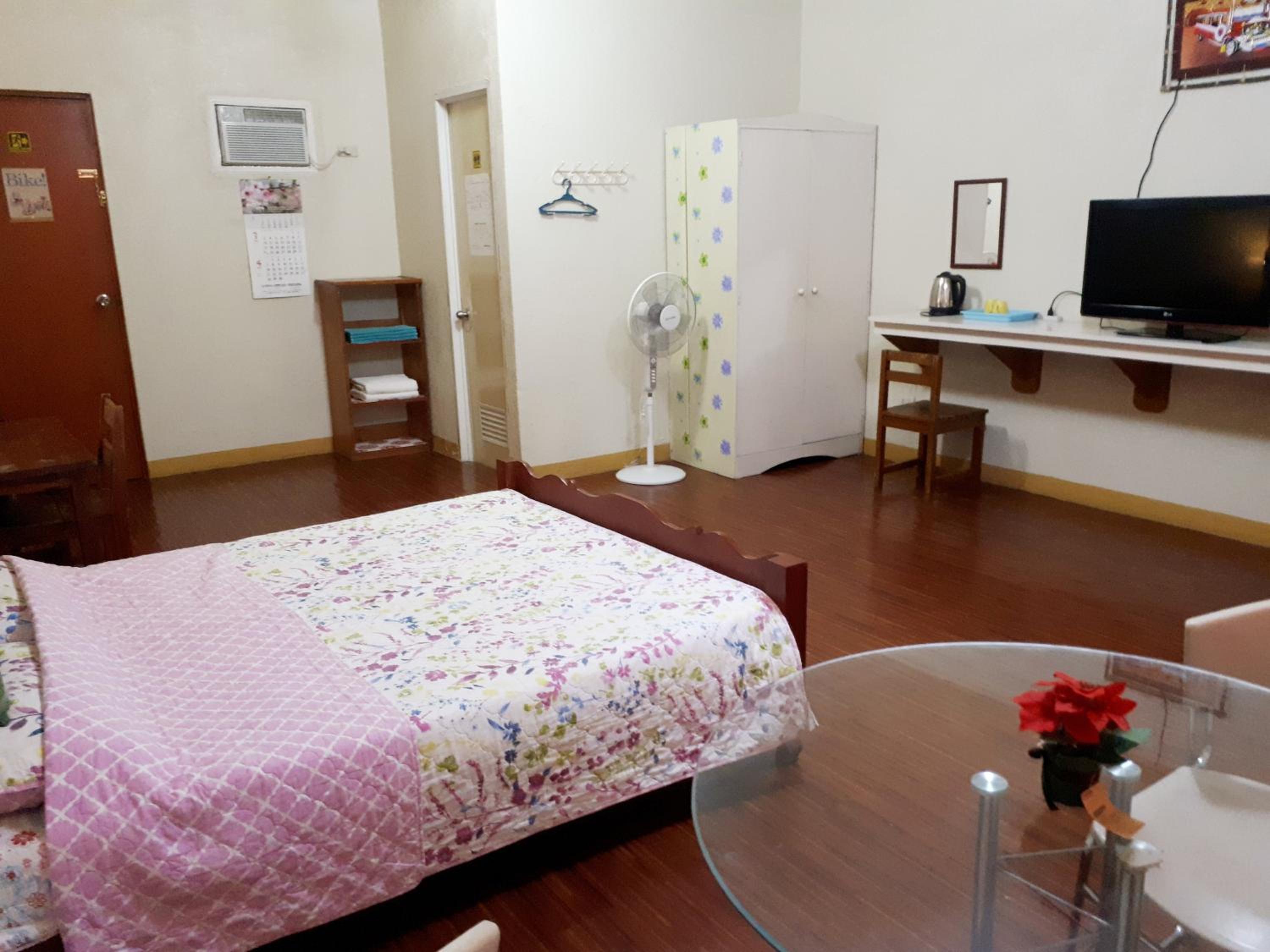Double Room - Photo 21