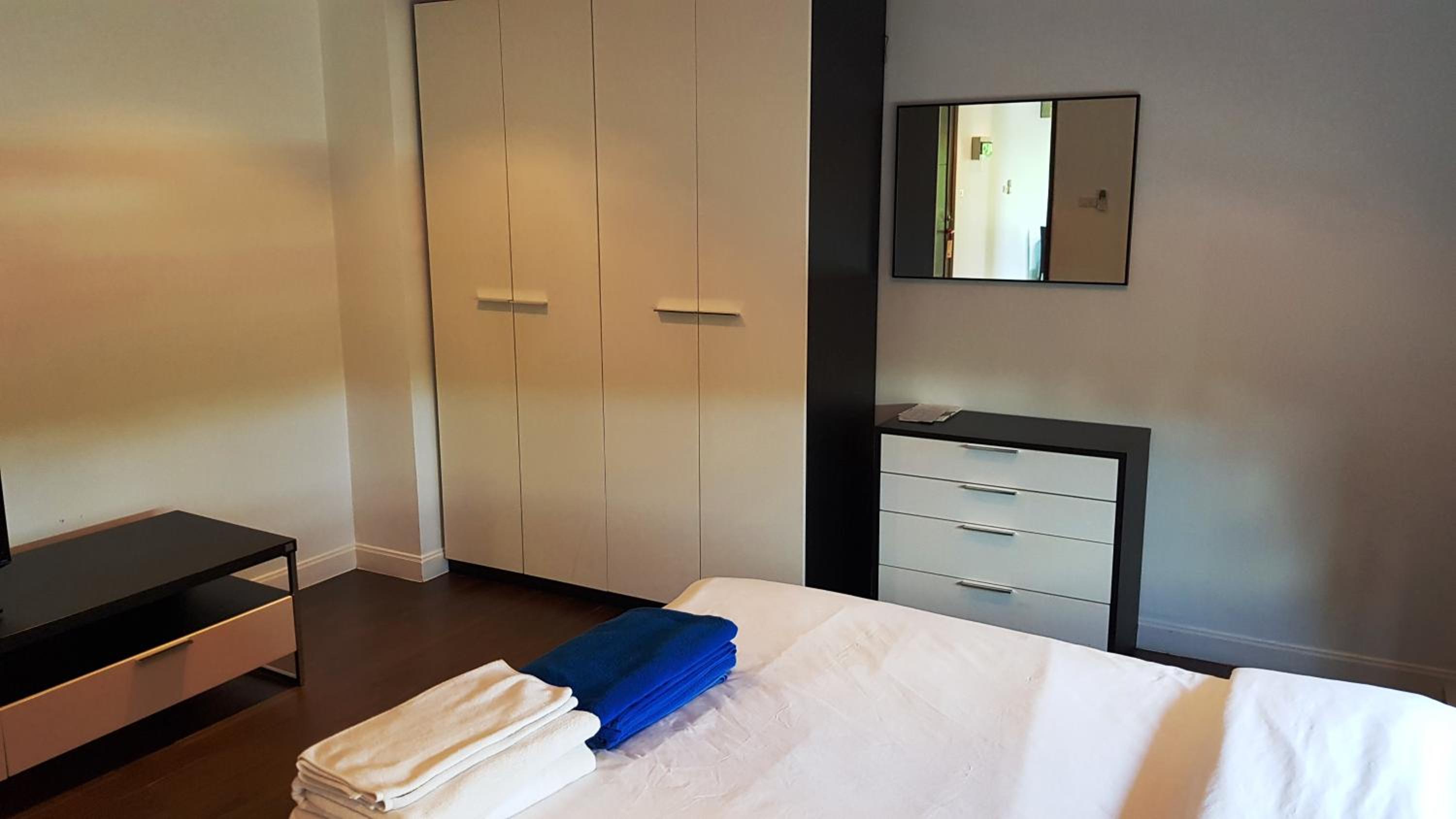 Superior One-Bedroom Suite photo 3
