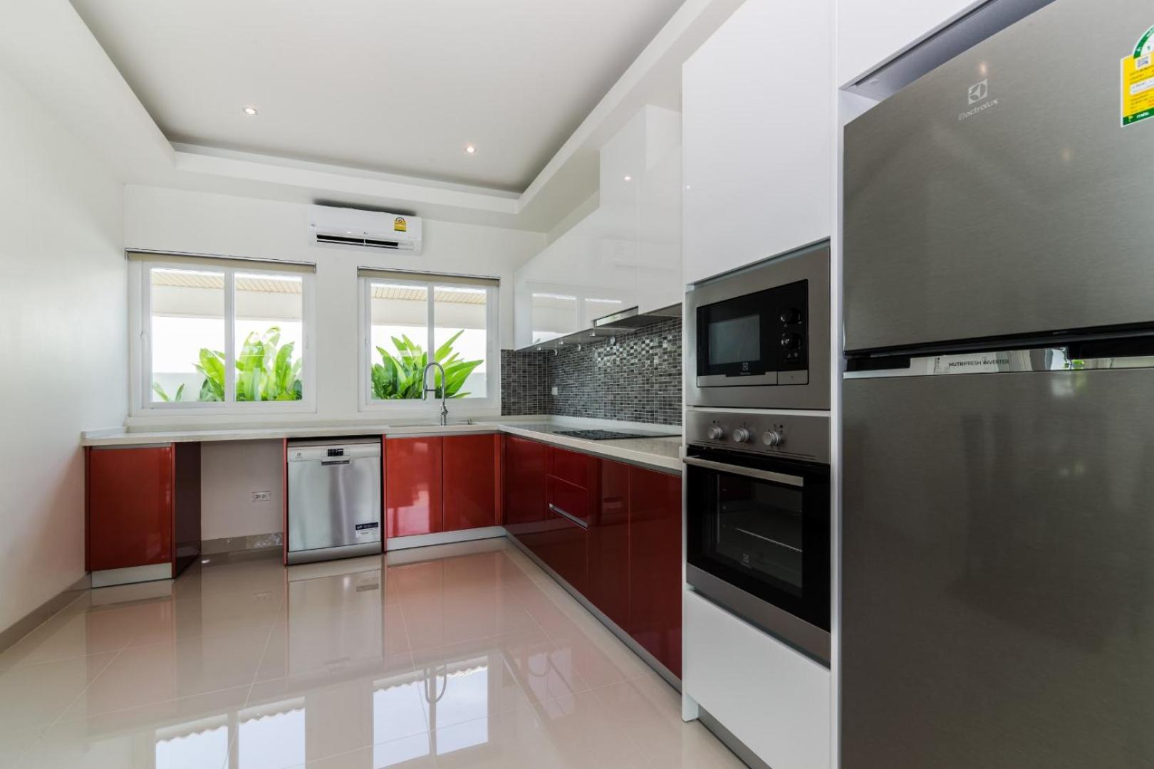 Three-Bedroom Villa photo 3