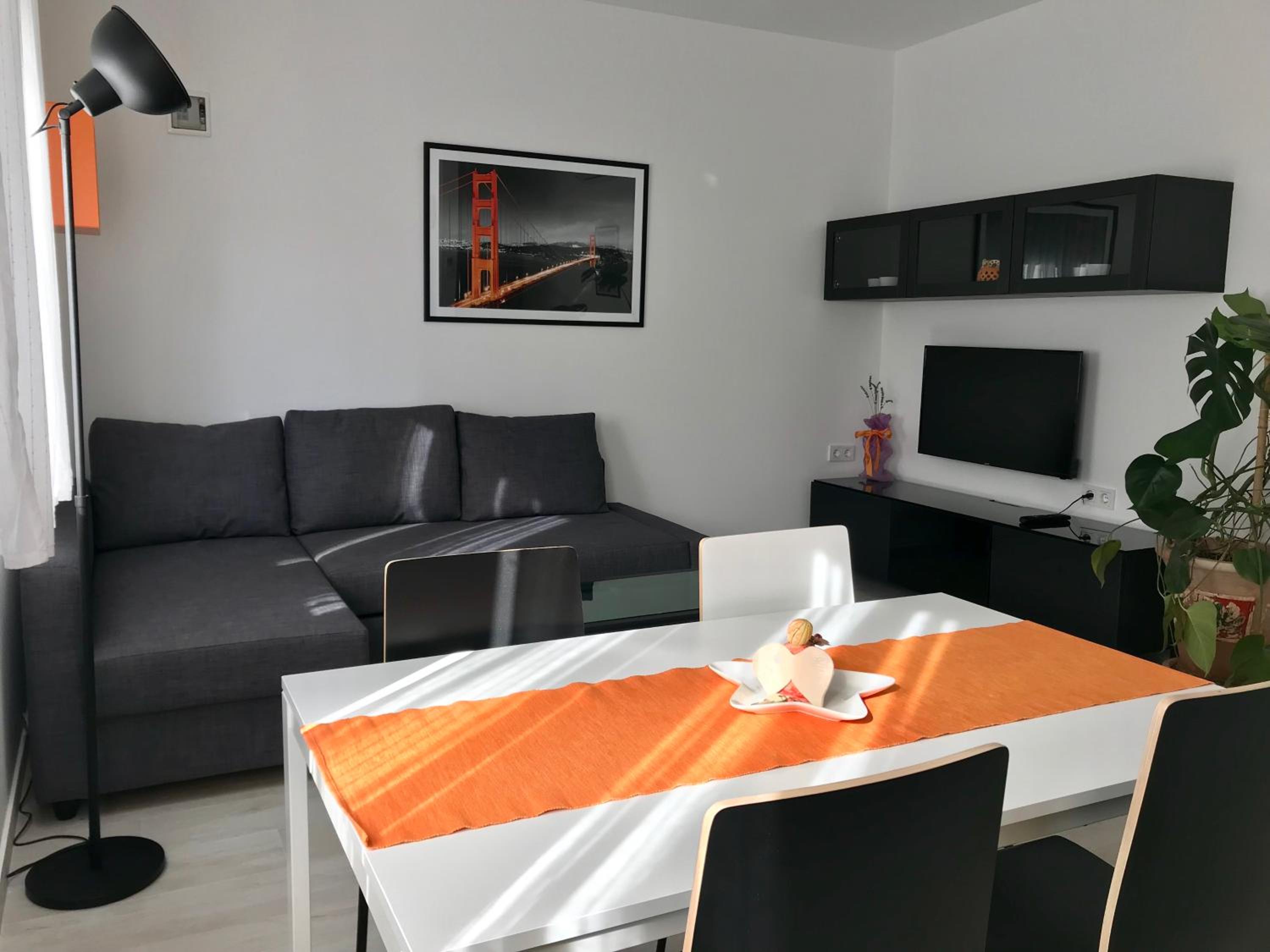 Apartment photo 1