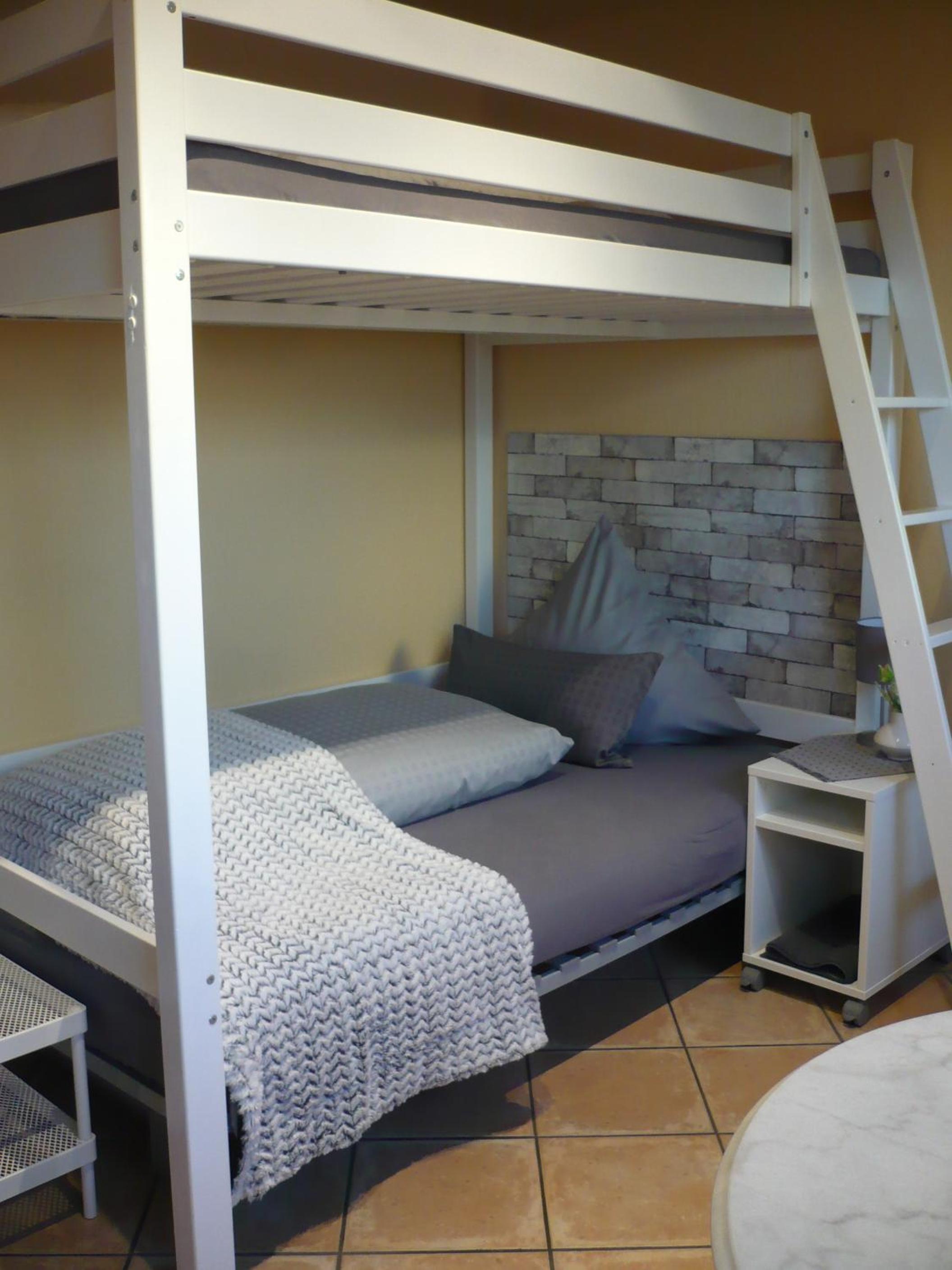 Triple Room with Shared Toilet photo 1