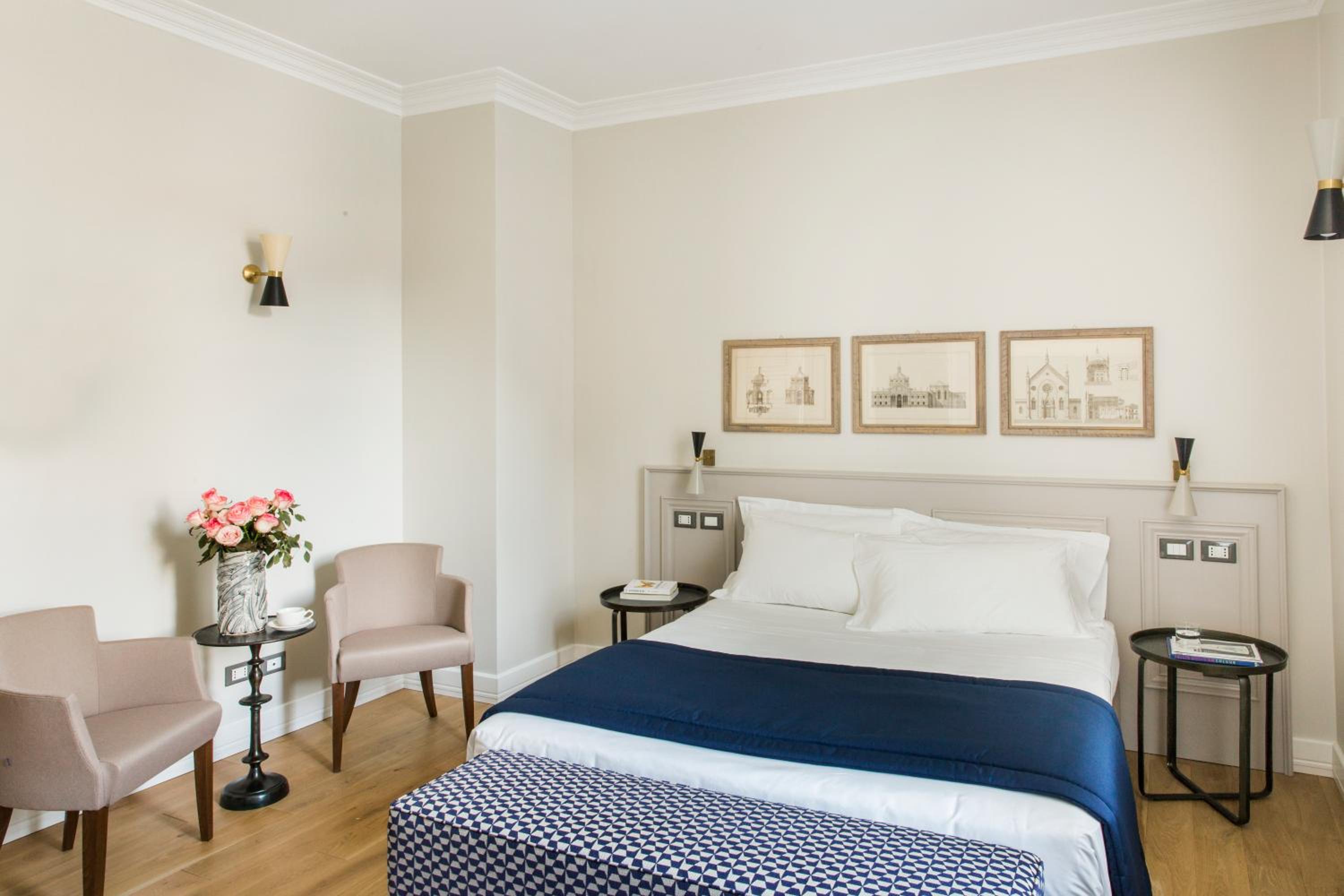 Deluxe Double Room photo 2