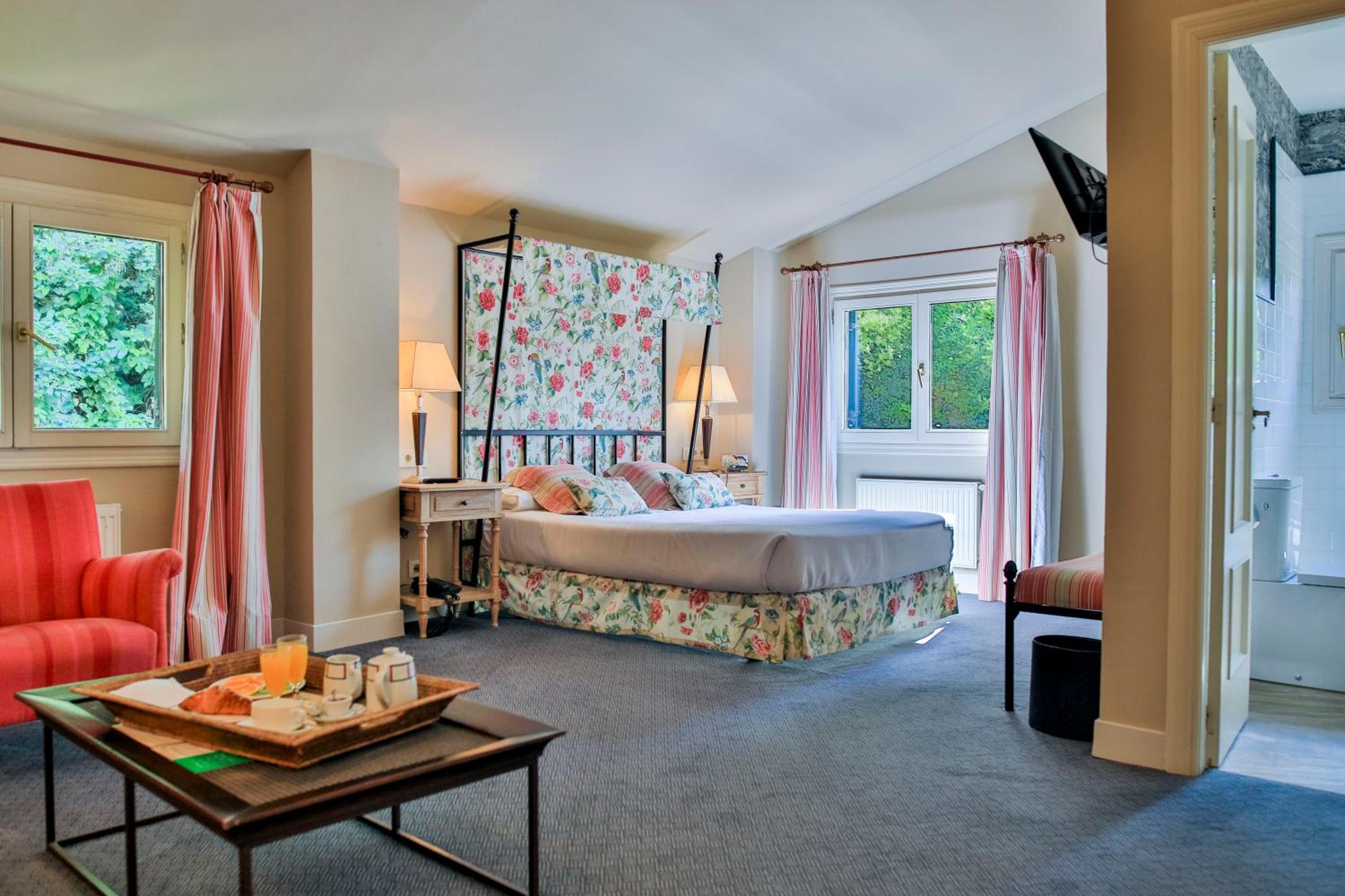 Deluxe Double Room photo 3