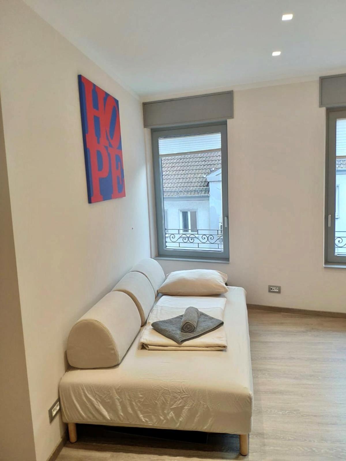 One-Bedroom Apartment photo 3