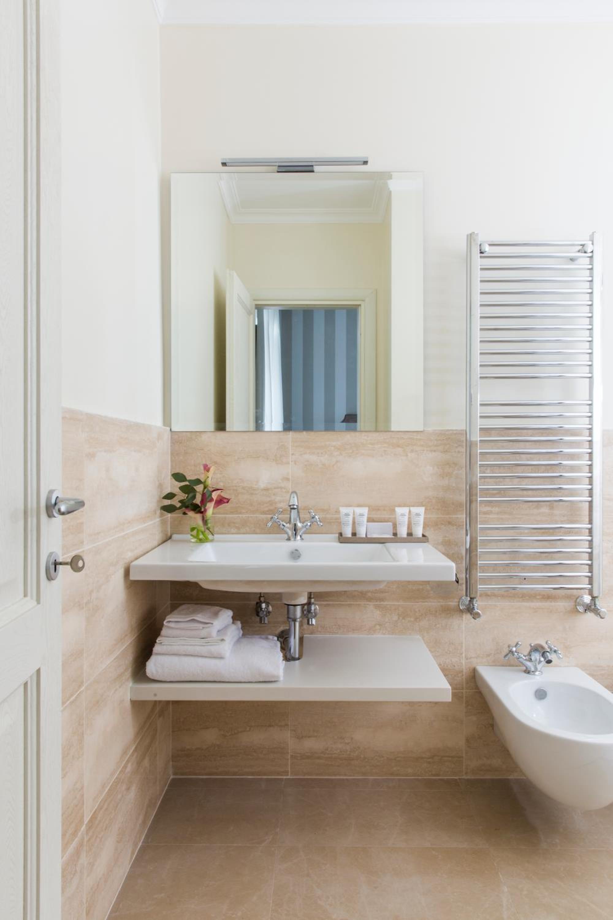 Superior Single Room photo 3