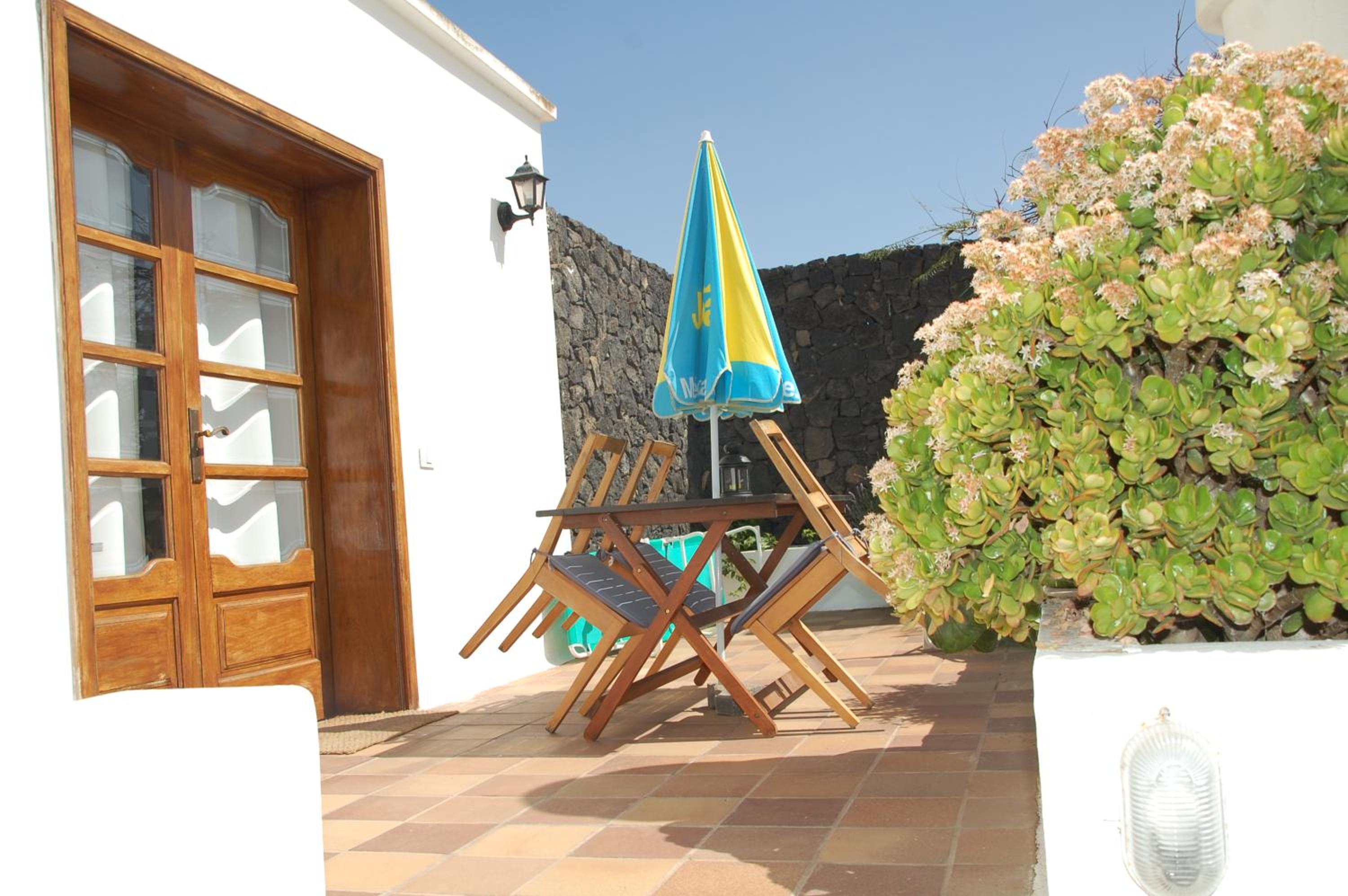 Apartment with Terrace photo 3