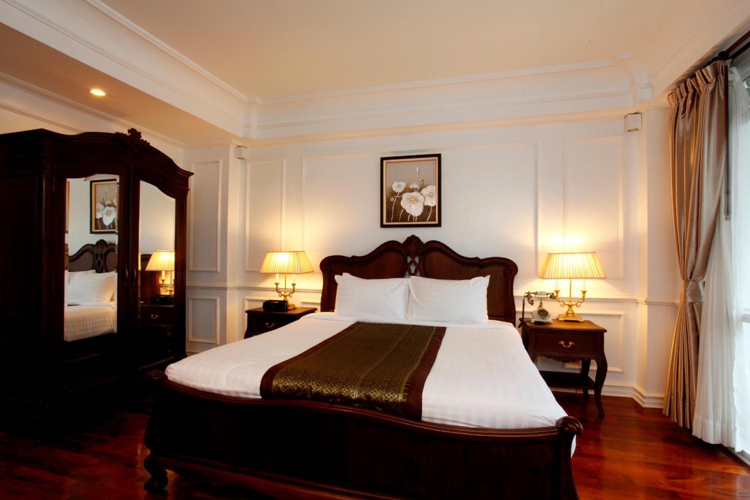 Colonial Deluxe Rooms - Photo 6