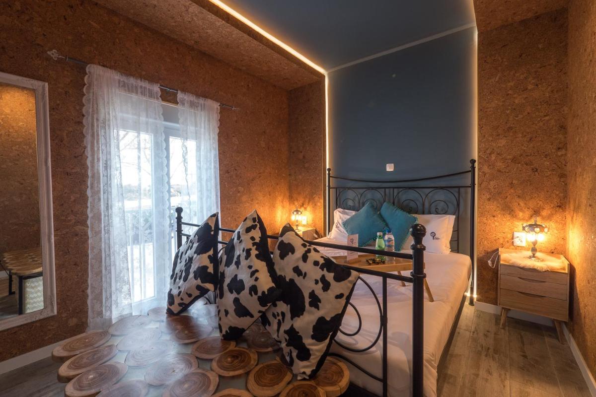 Apartment with Terrace photo 3