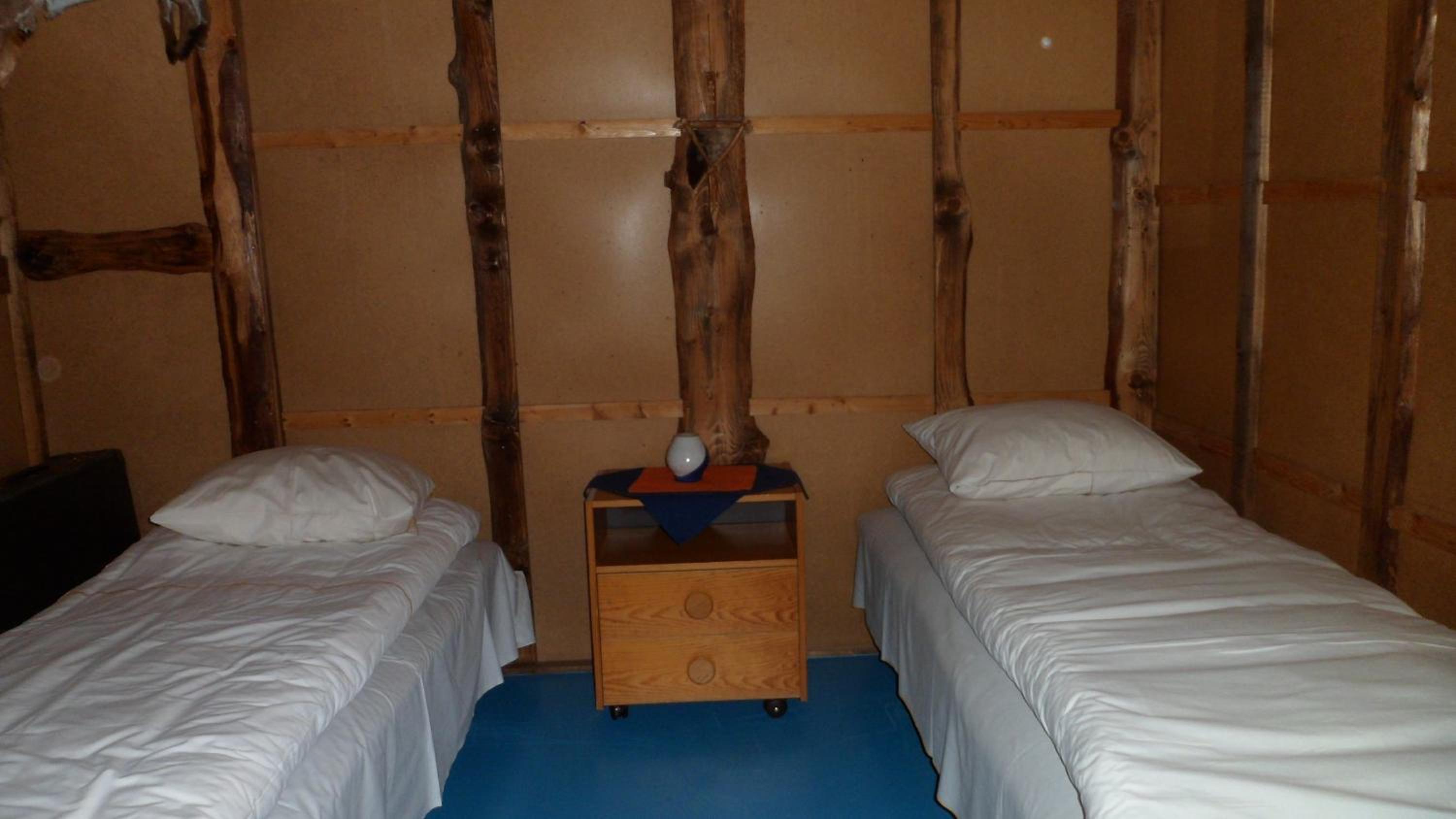 Twin Room - Photo 1