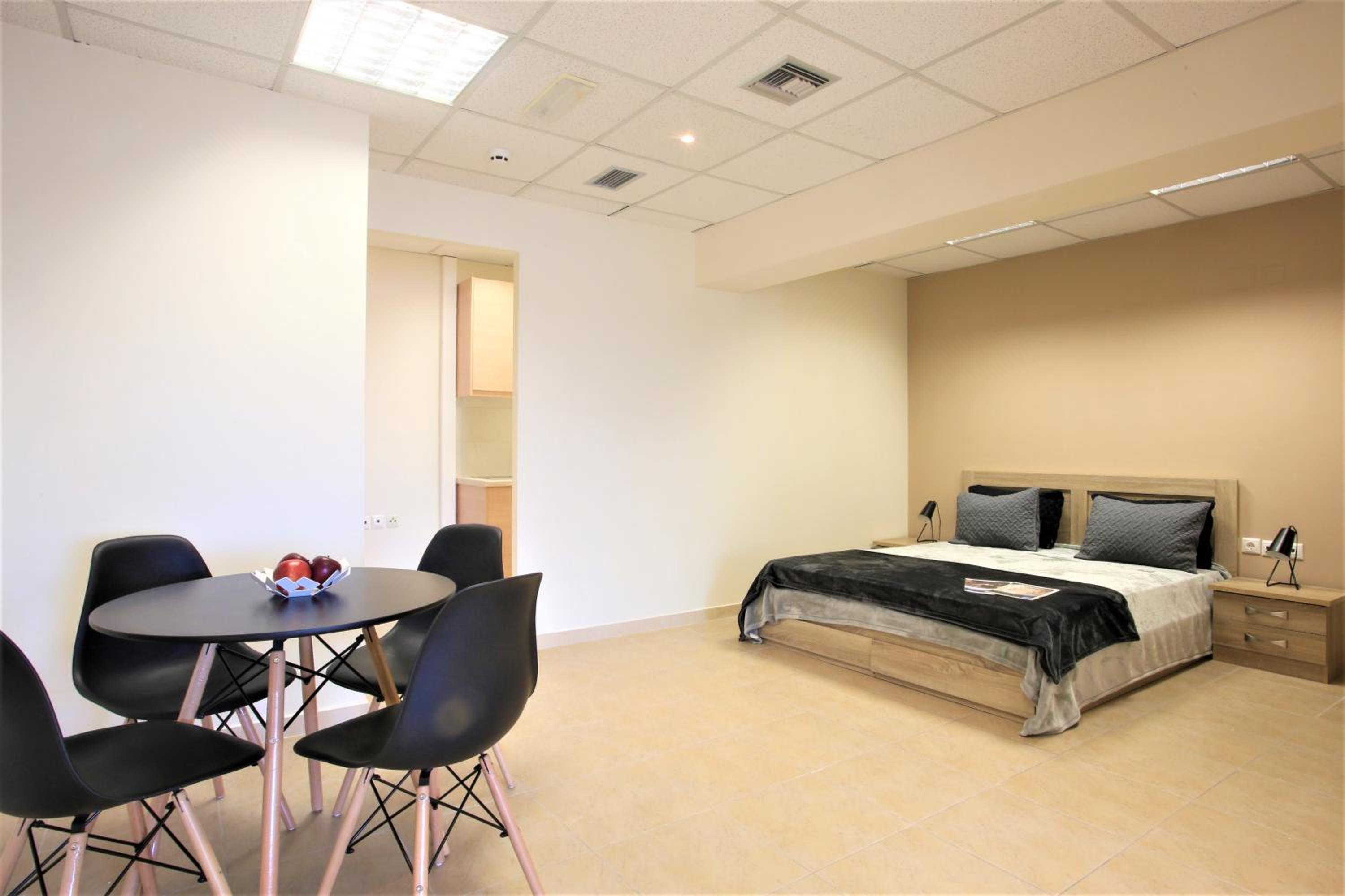 Standard Suite