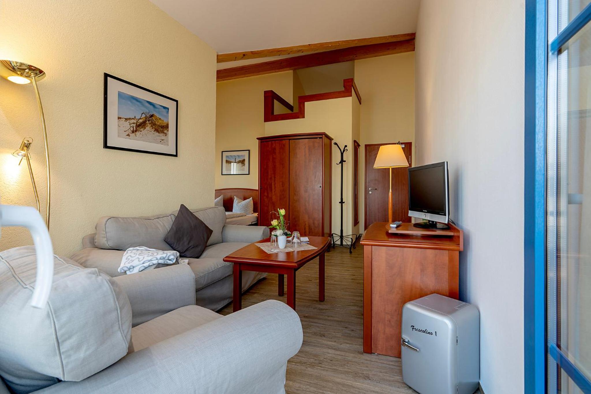 Double Room With Balcony And Sea View photo 2