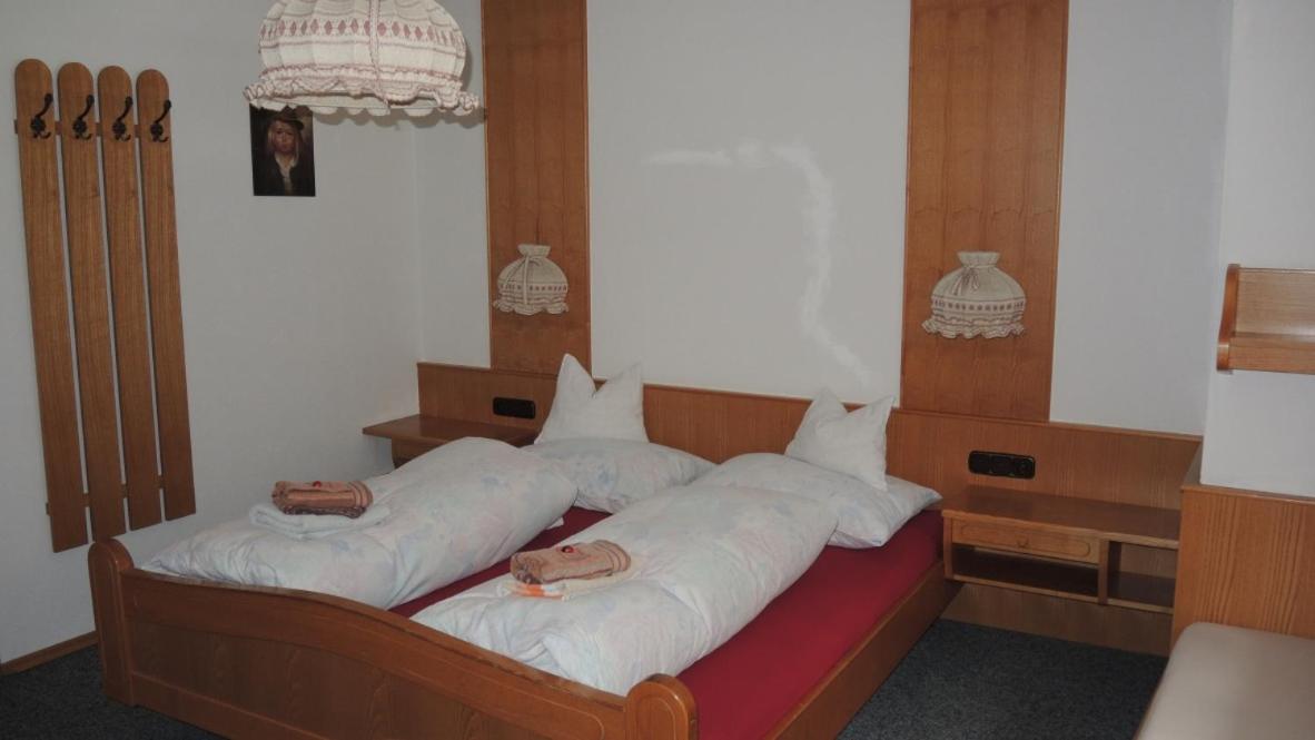 Triple Room with Shower photo 1