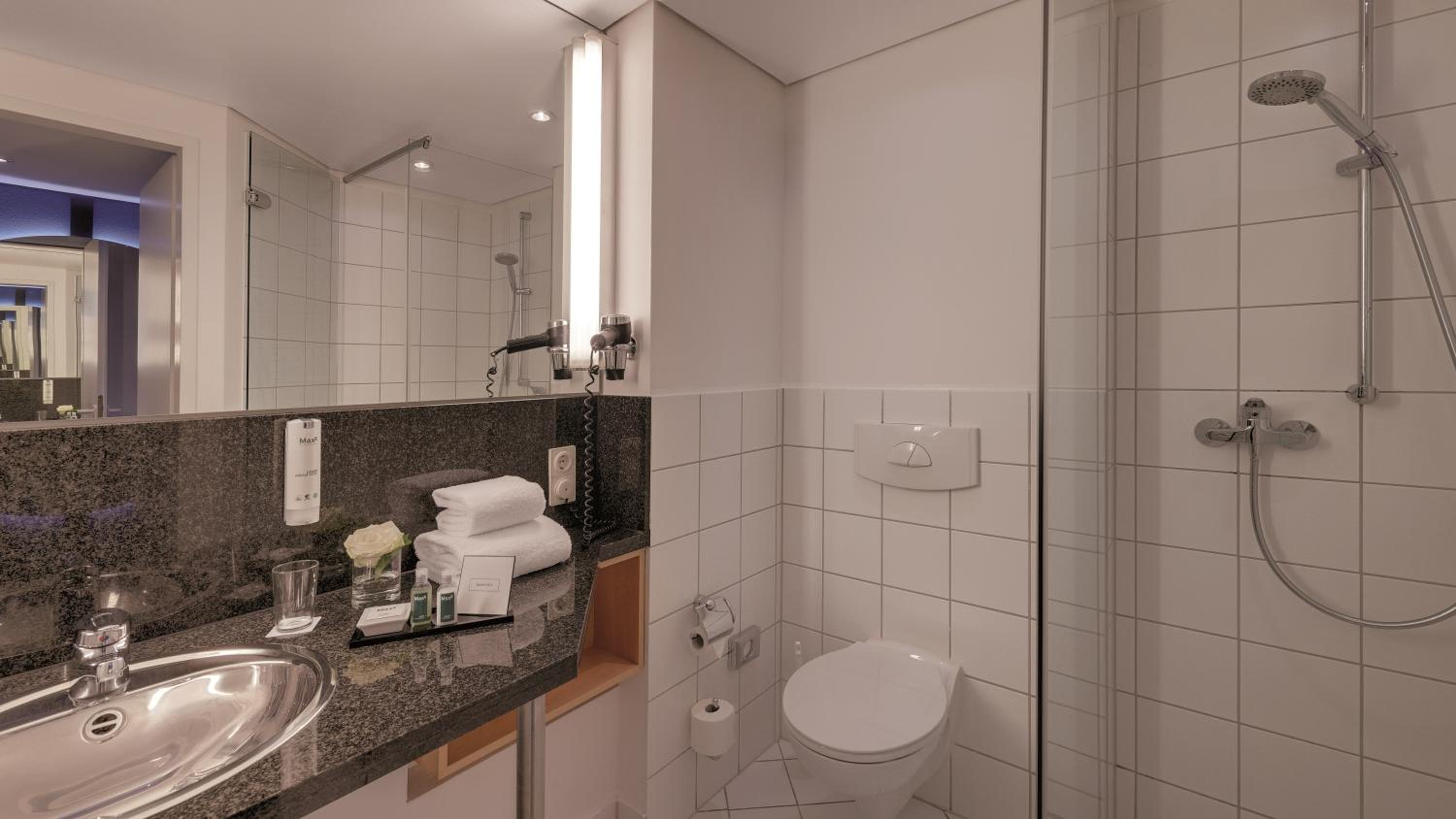 Standard Double Room - Photo 4