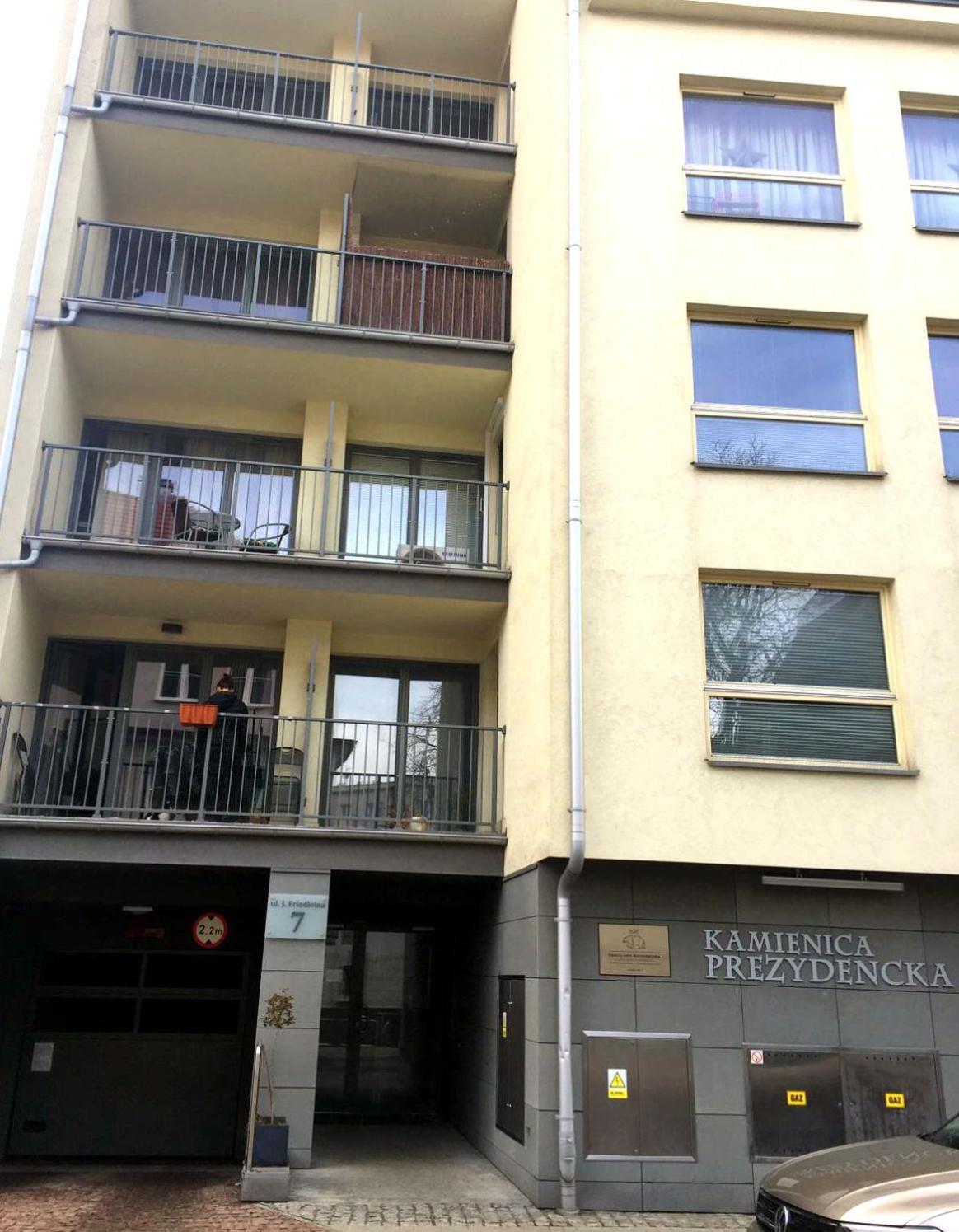 One-Bedroom Apartment - Photo 22