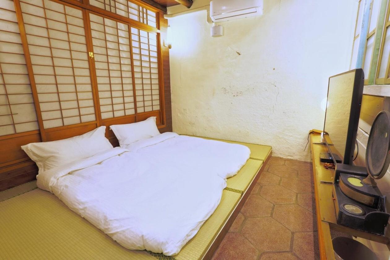 Triple Room with Private Bathroom