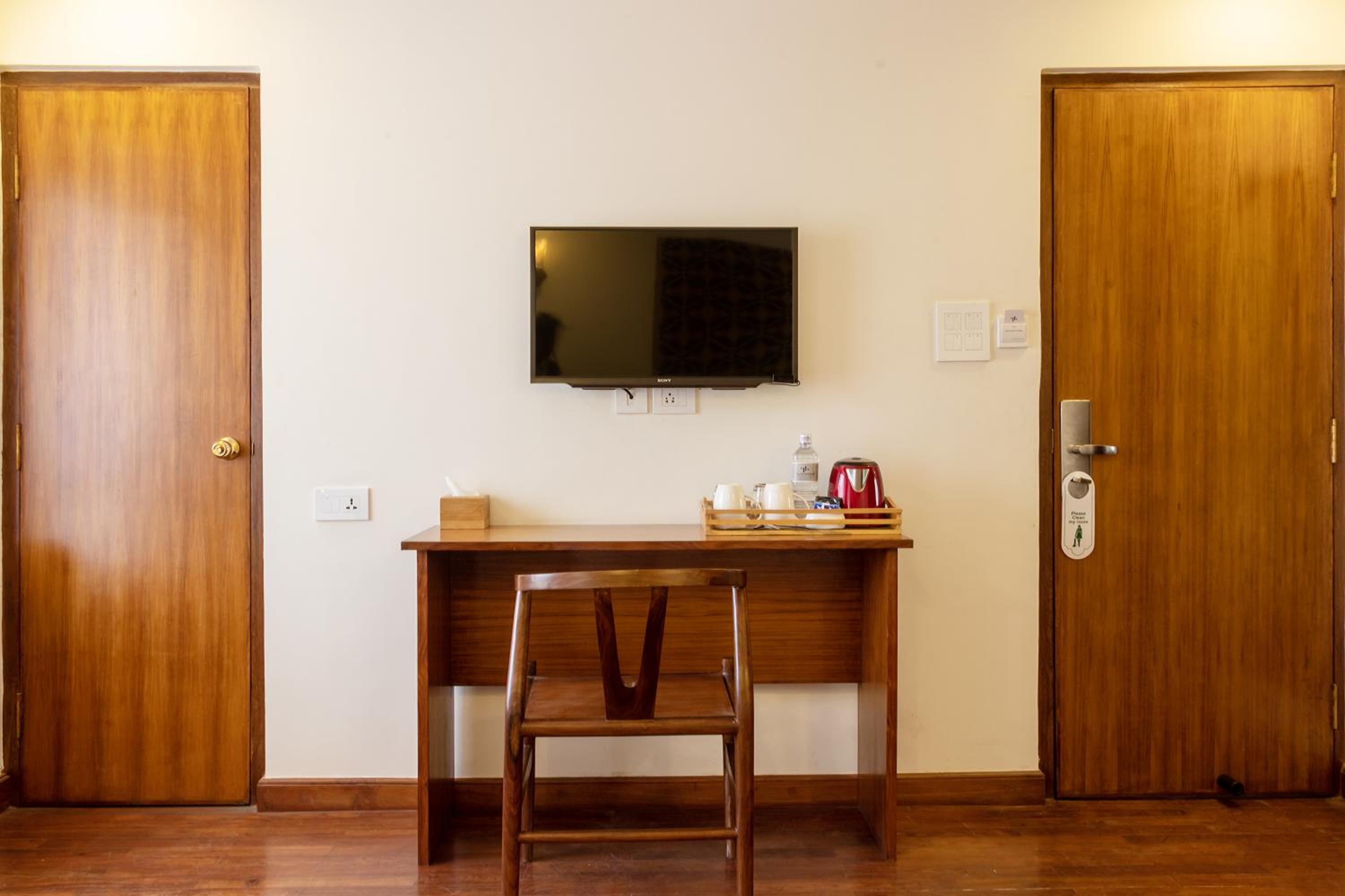 Deluxe Twin Room - Photo 1