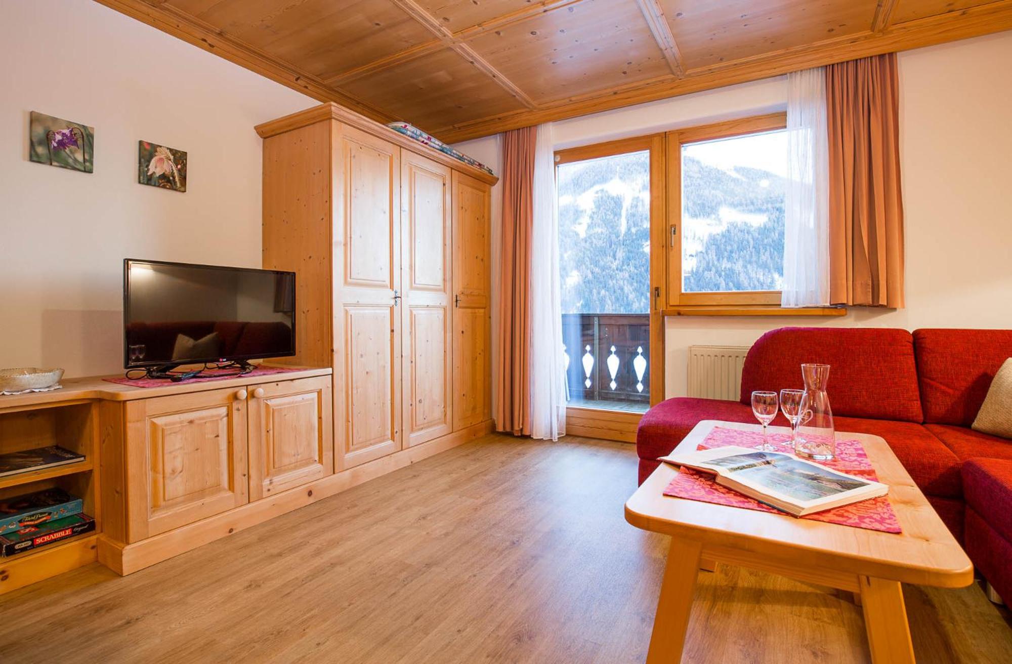 Studio Apartment with Balcony Type C photo 1