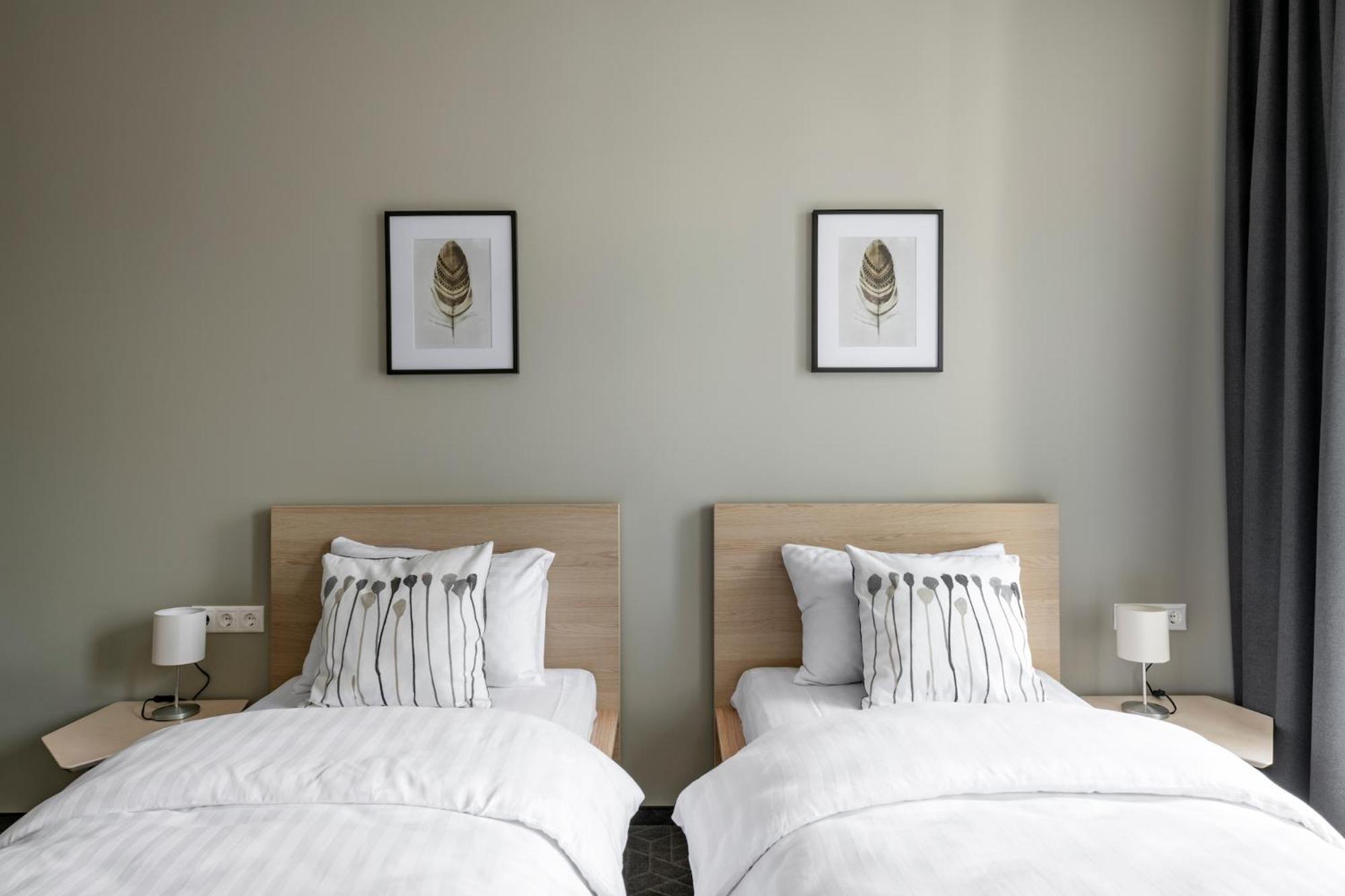One-Bedroom Apartment - Photo 8