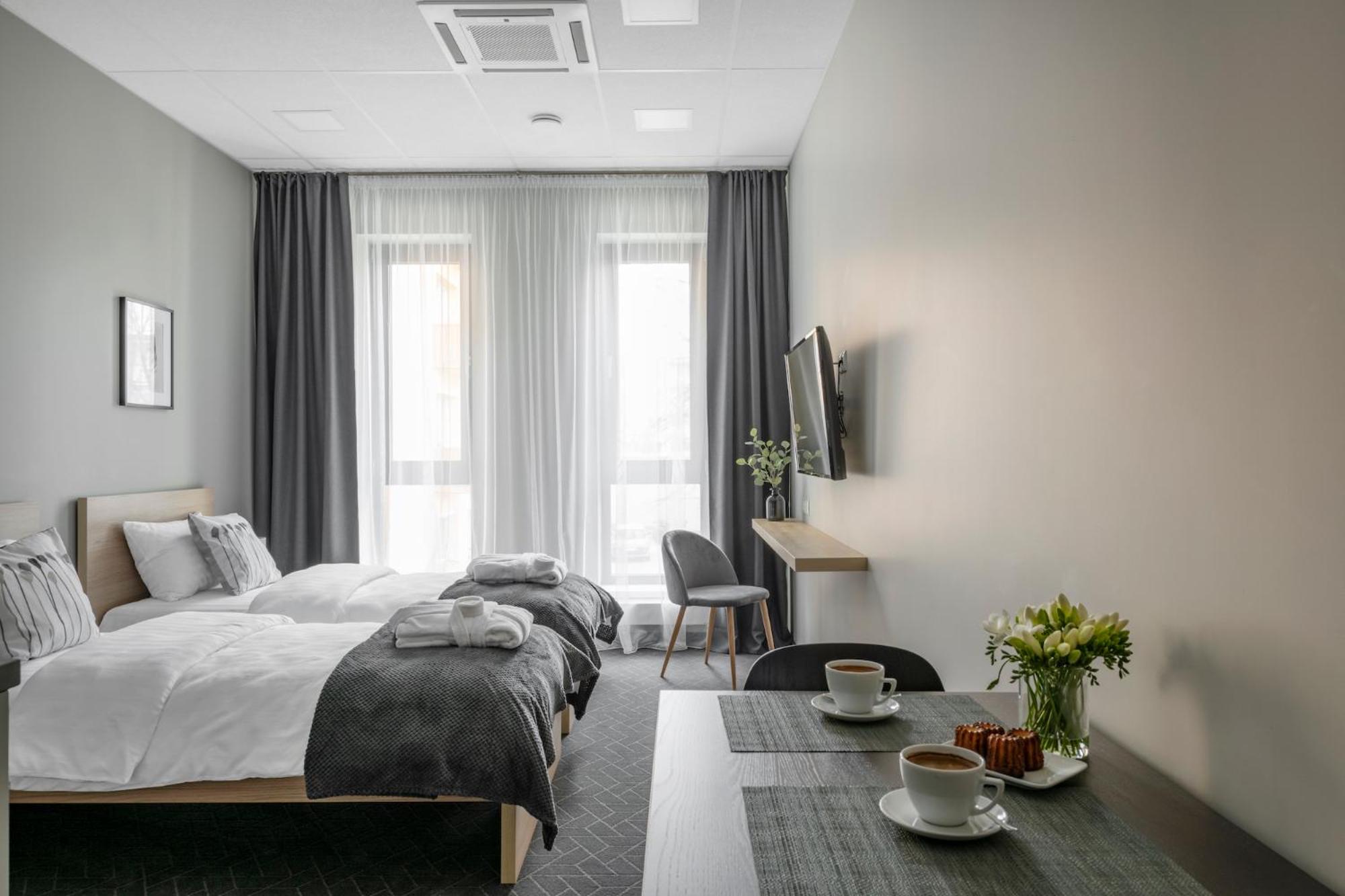 One-Bedroom Apartment - Photo 1