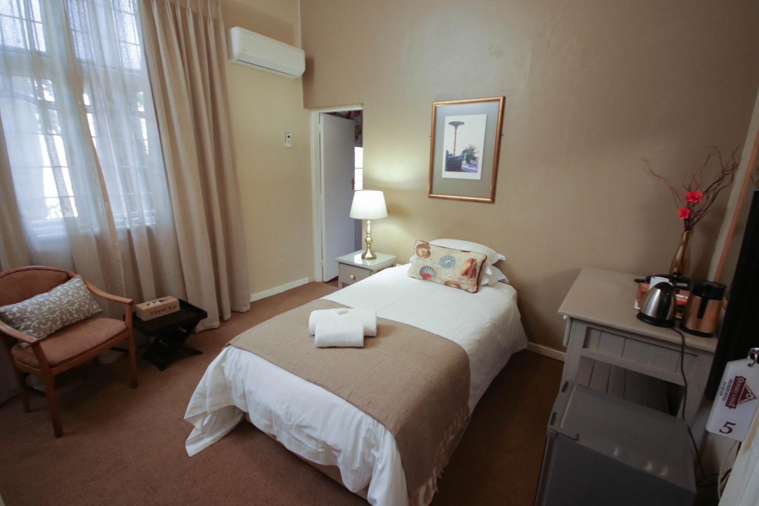 Single Room photo 3