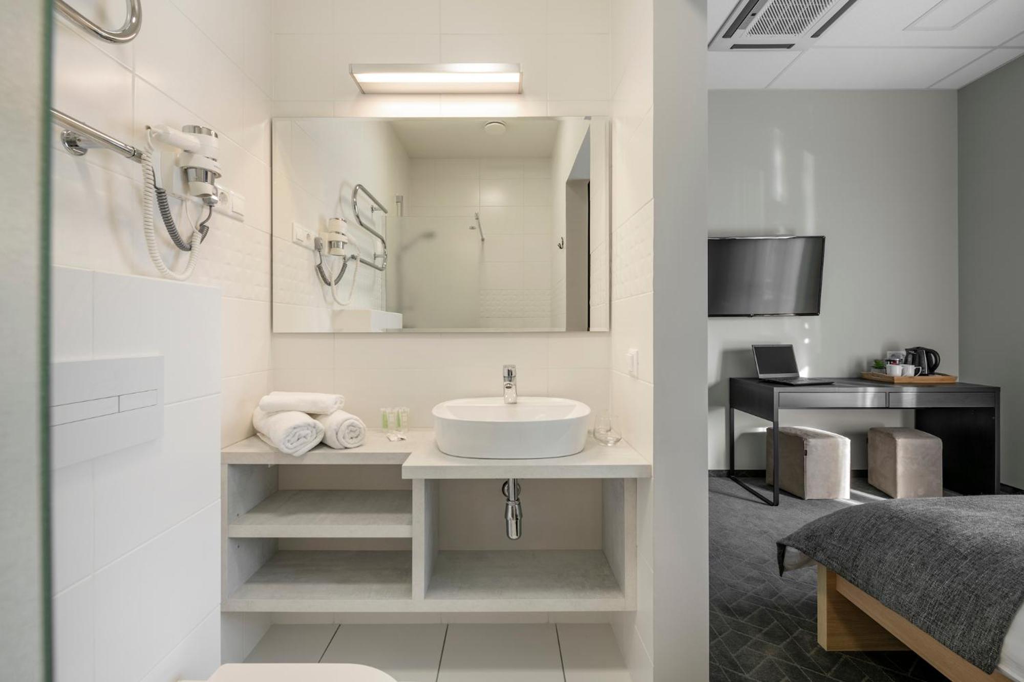 Apartment - Photo 13