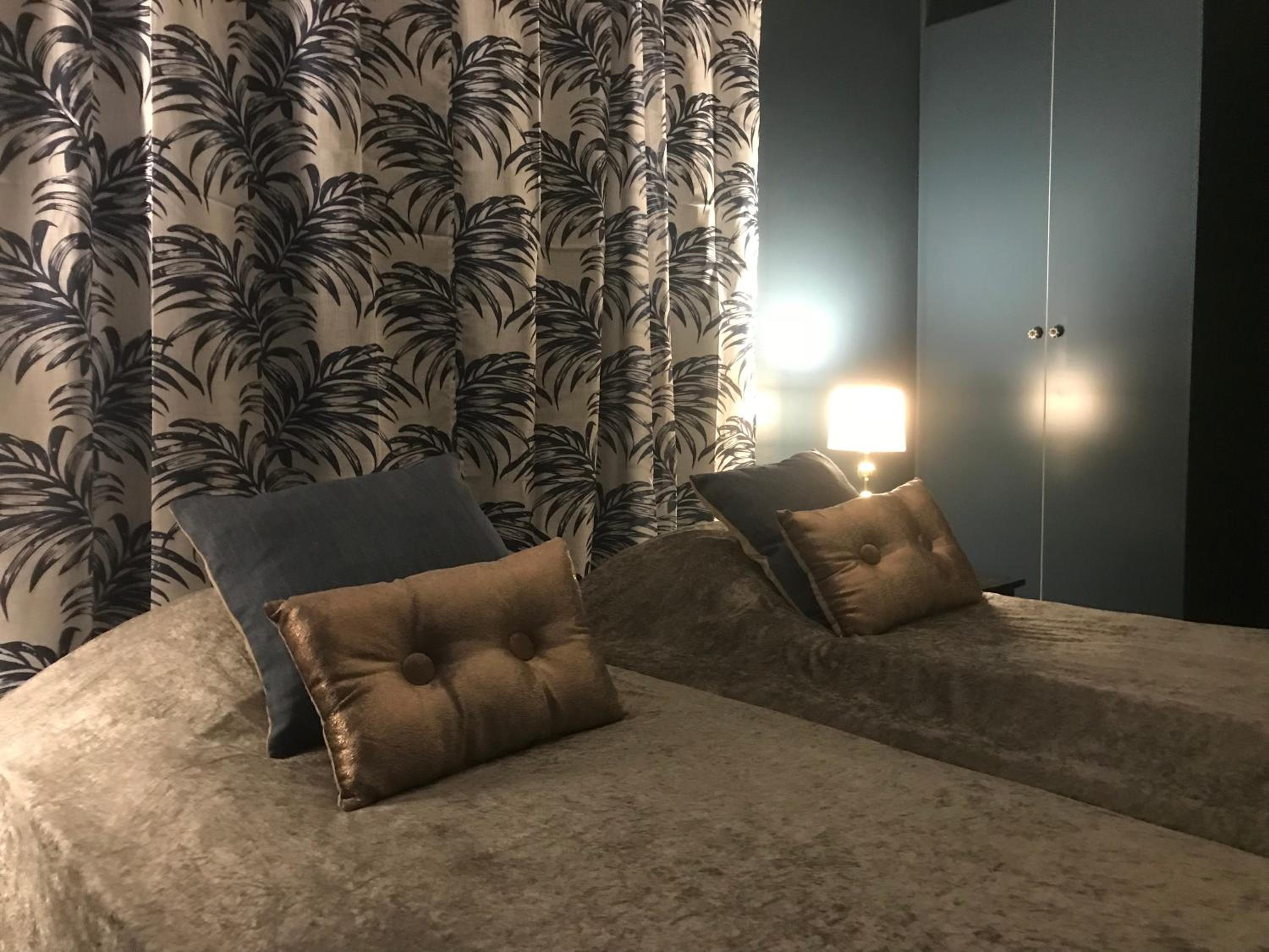 Double Room with Shared Bathroom photo 3