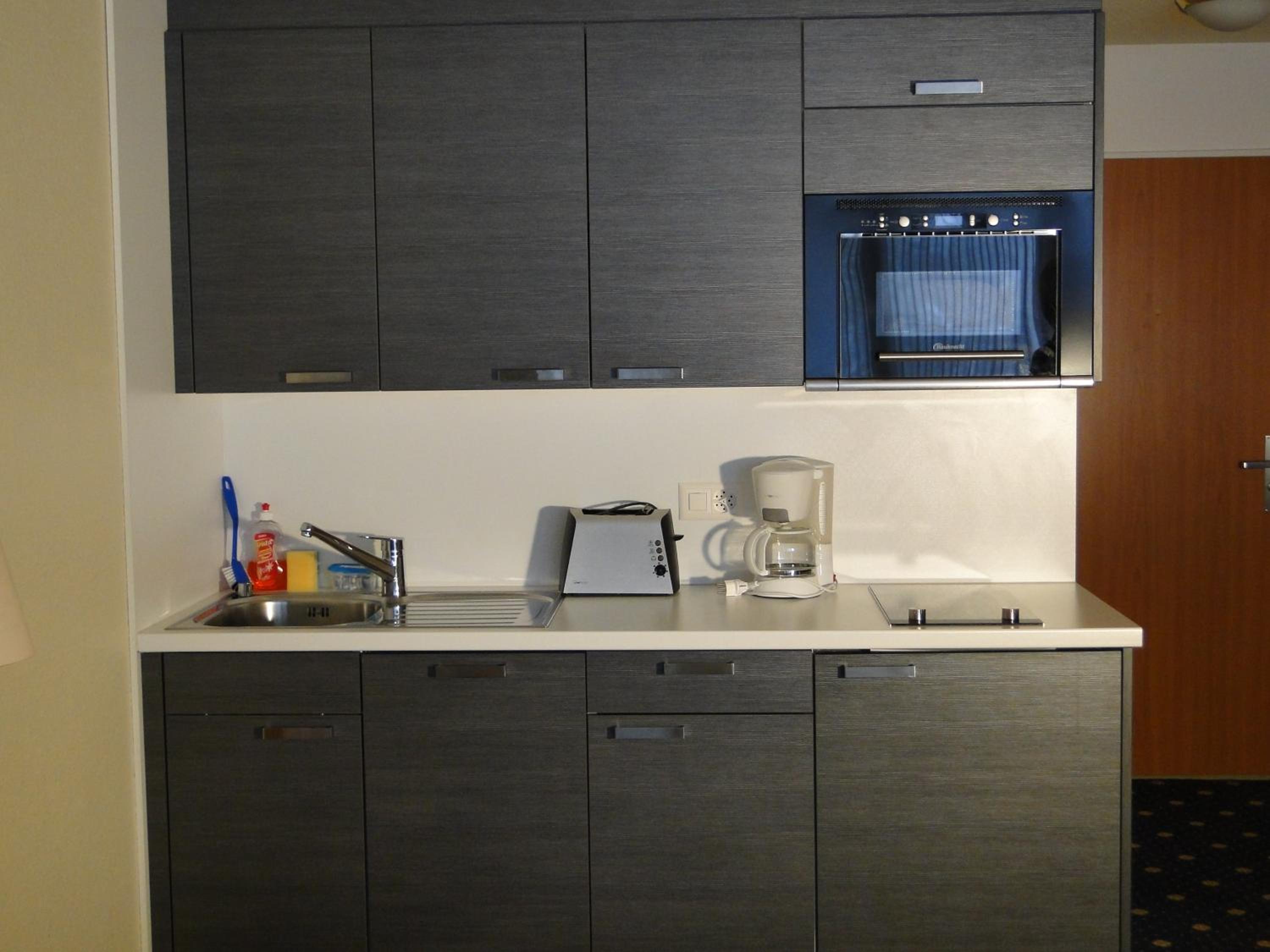 Studio Apartment photo 1
