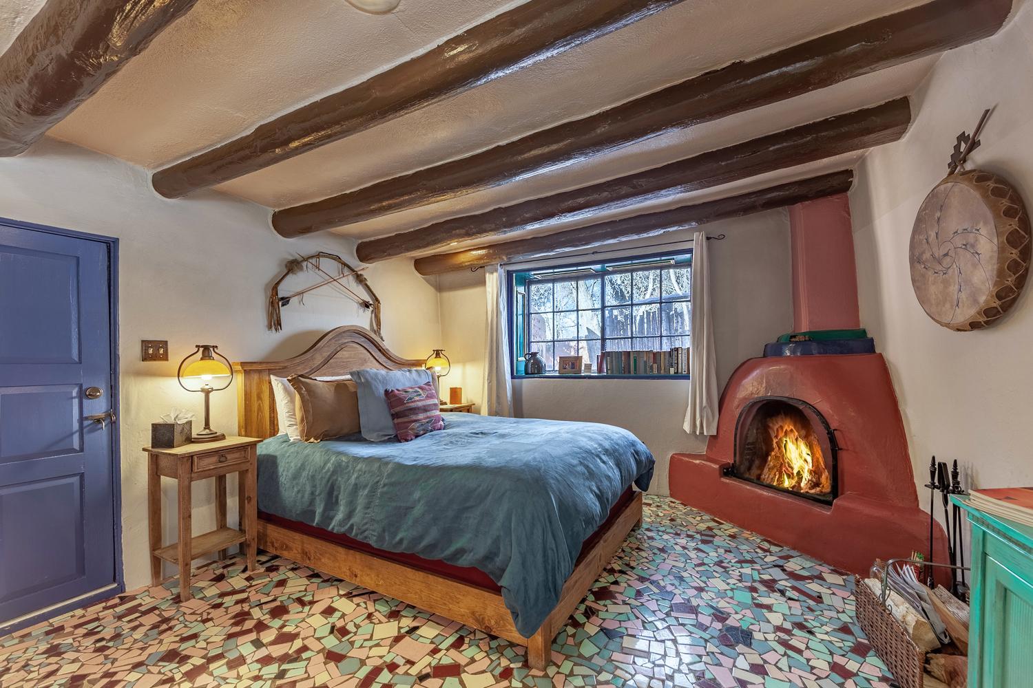 Suite with Hot Tub