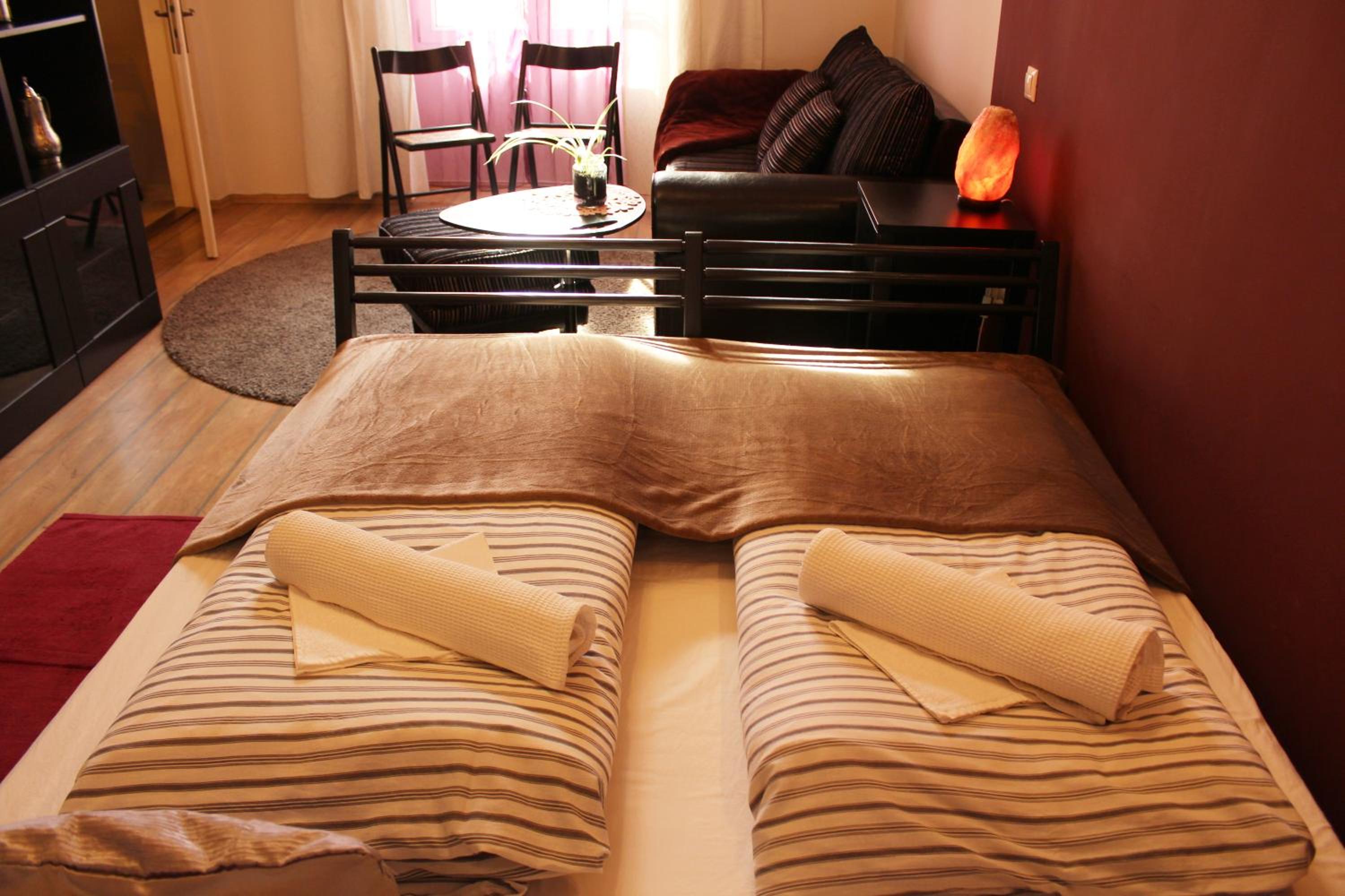 Apartment - Photo 4