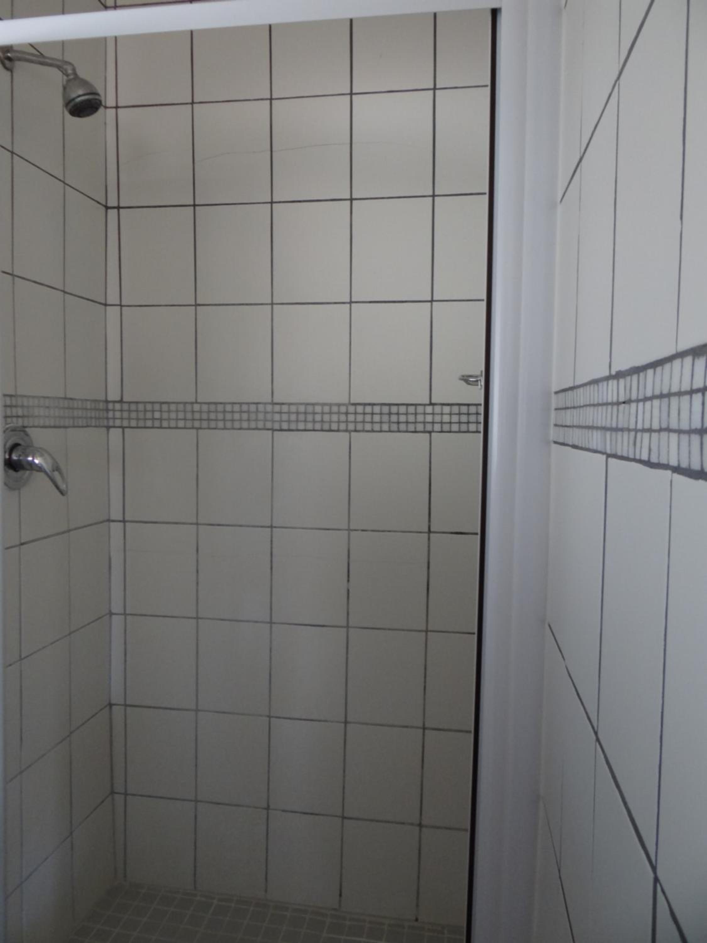 Double Room - Photo 5