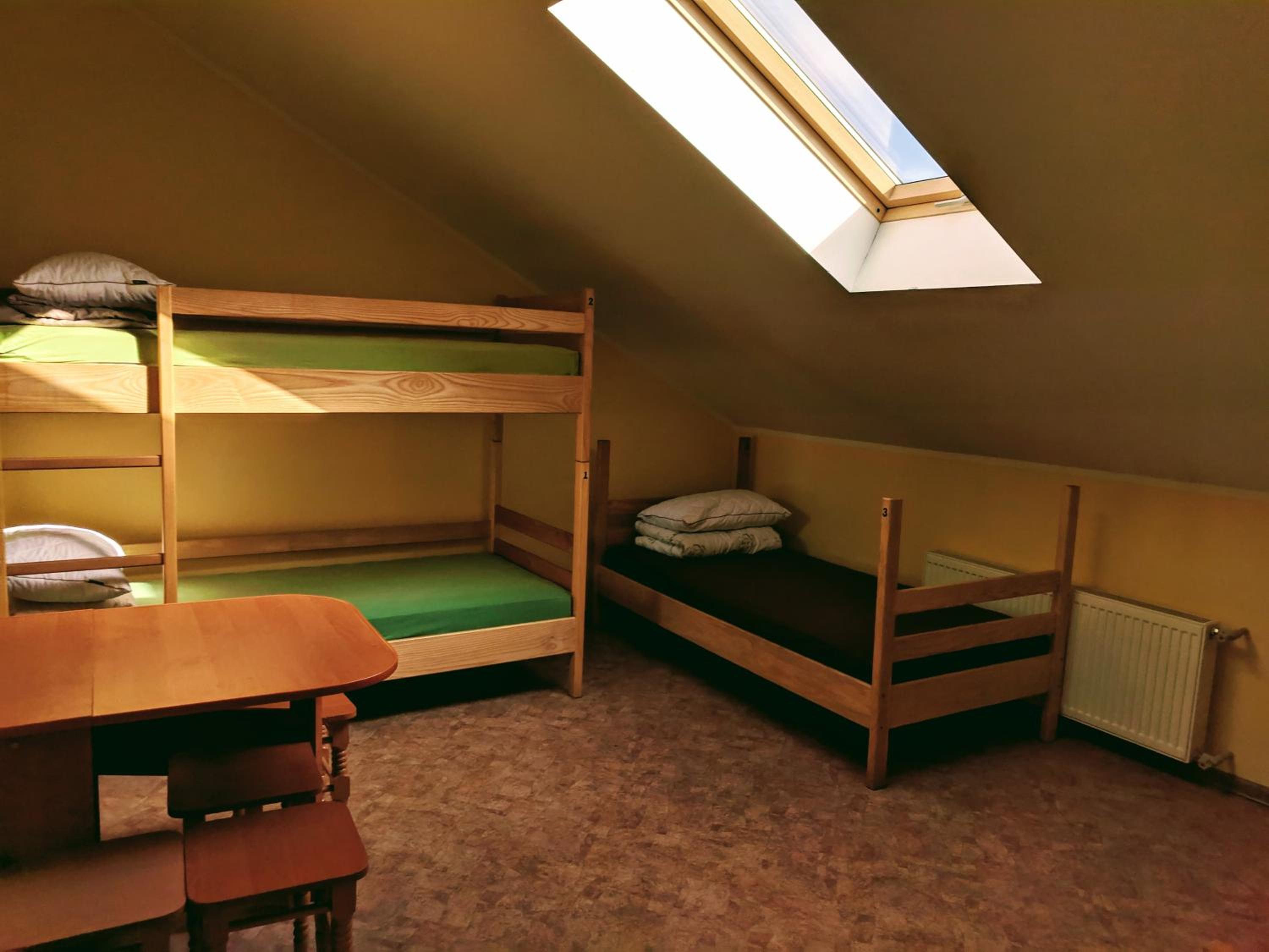 Bed in 6-Bed Mixed Dormitory Room photo 2