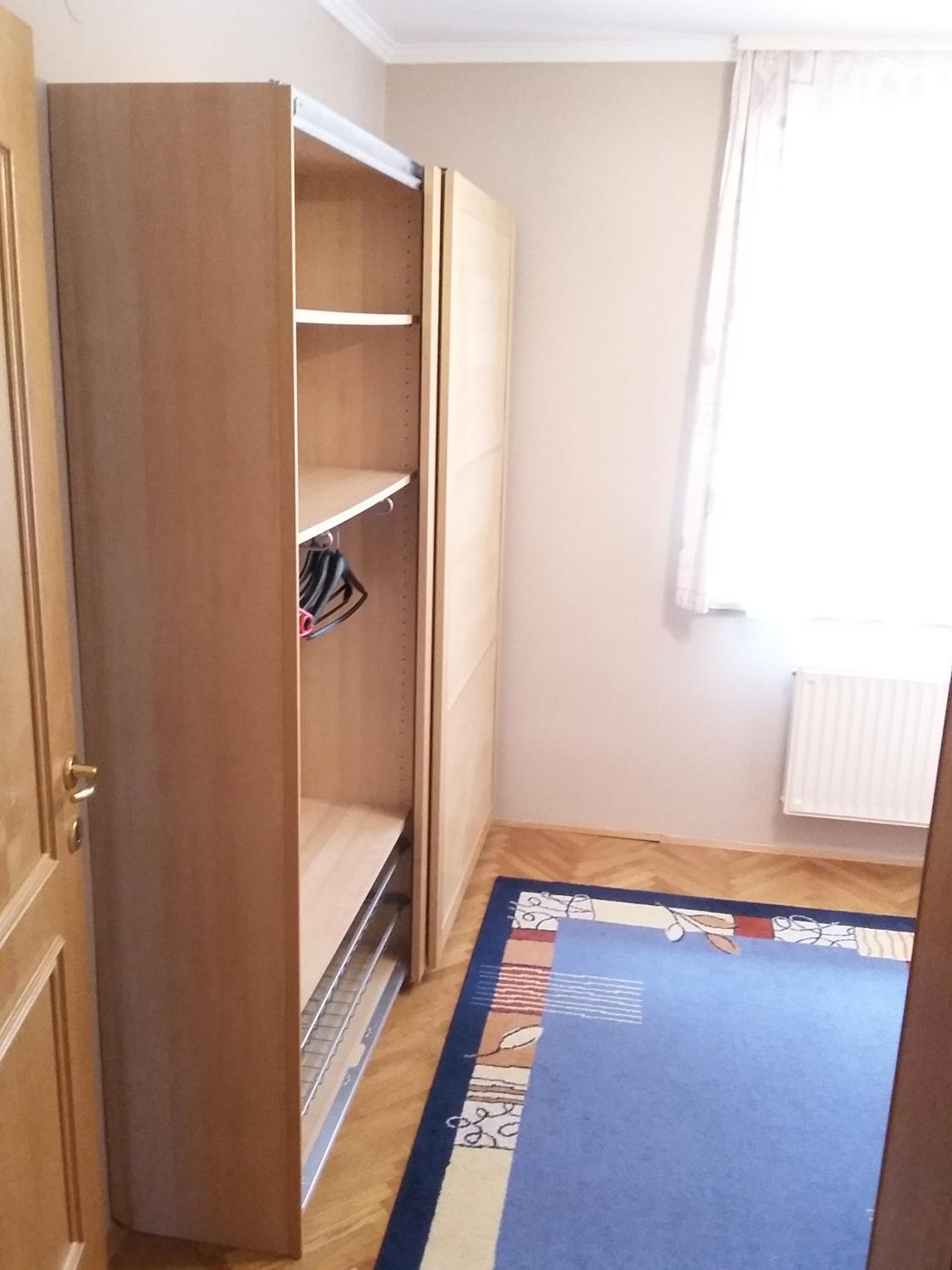Apartment with Balcony - Photo 15