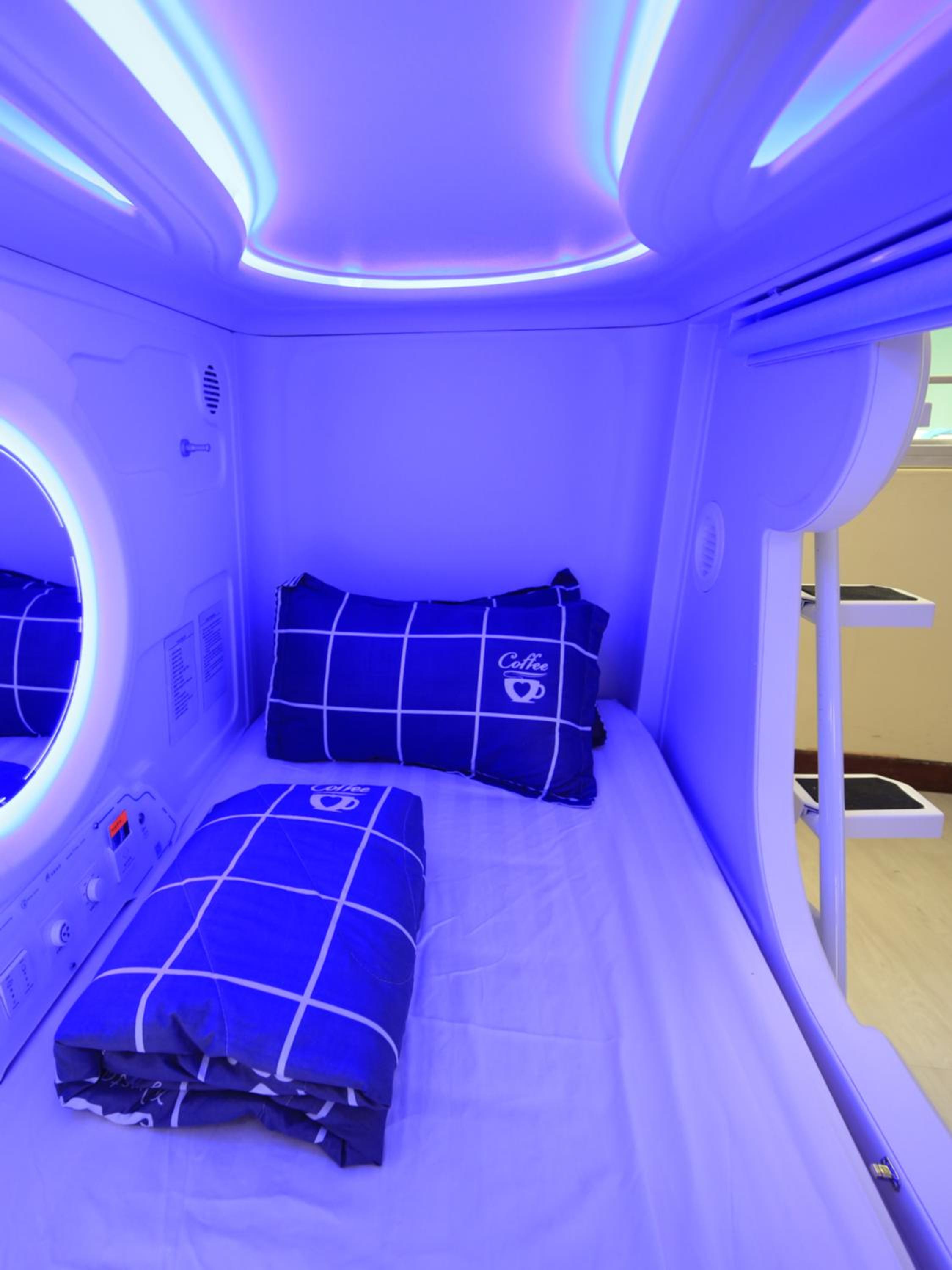 Single Space Pod in Mixed Dormitory  photo 1
