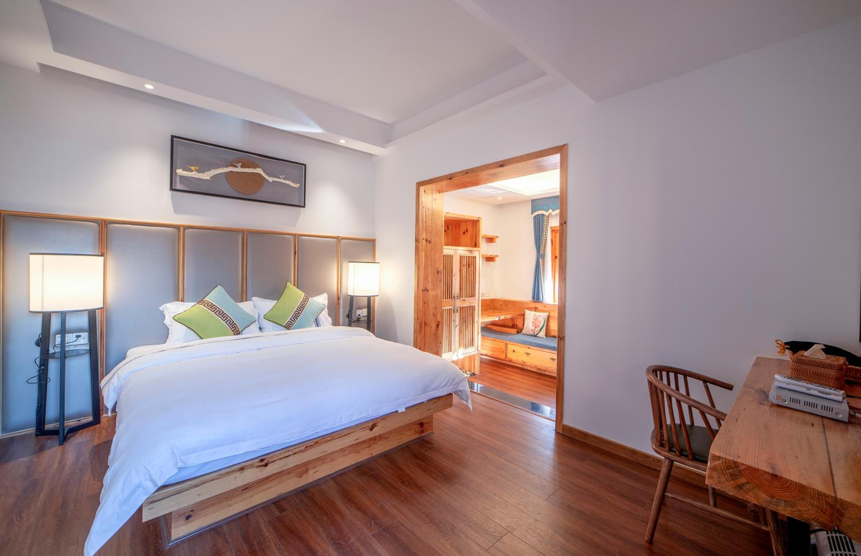 One-Bedroom Suite photo 1