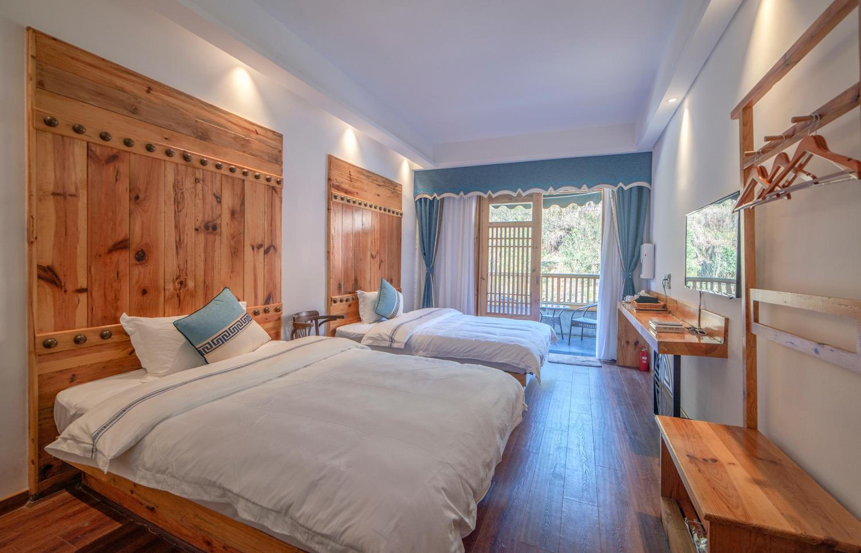 Twin Room with Balcony photo 1