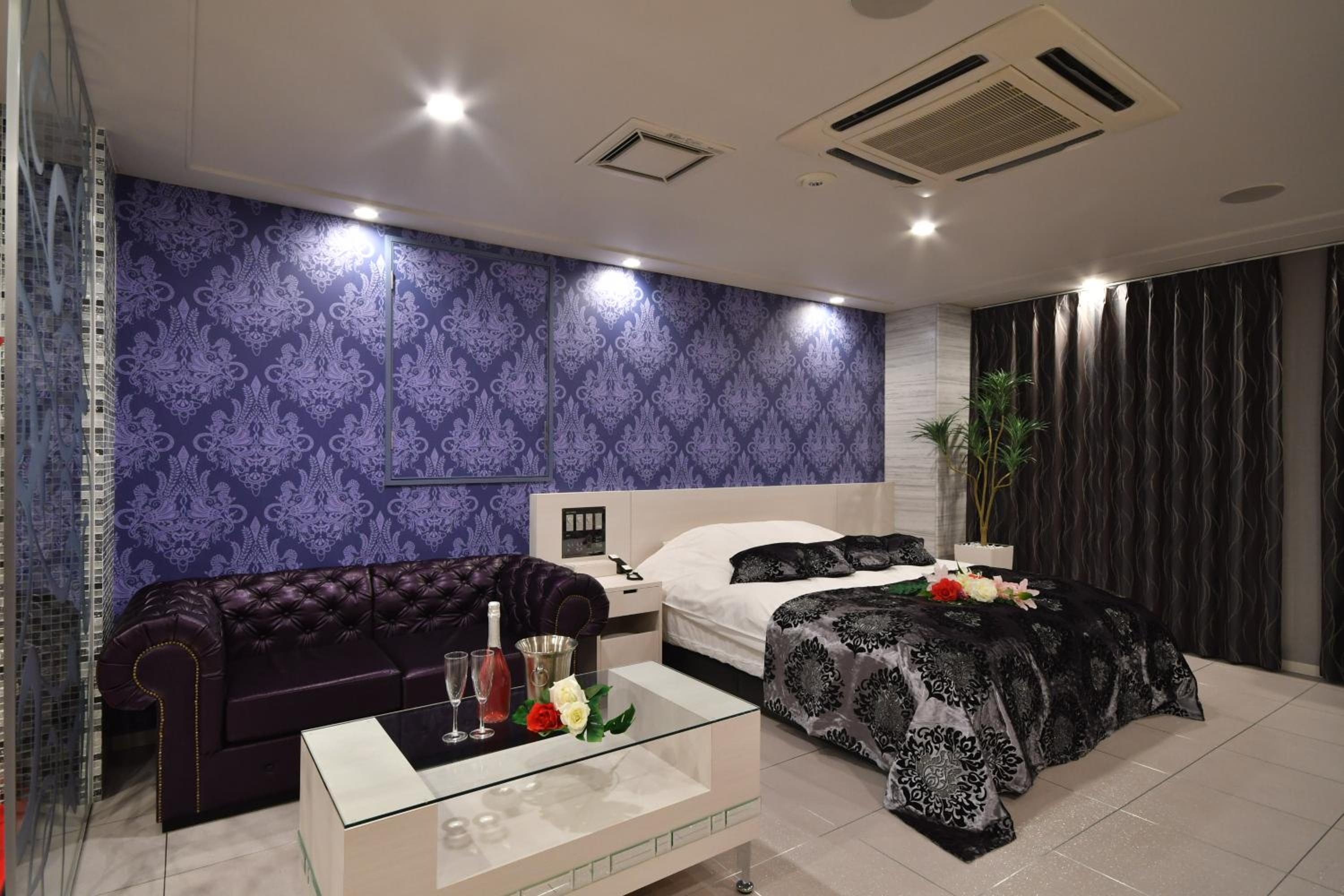 Superior King Room - Photo 3