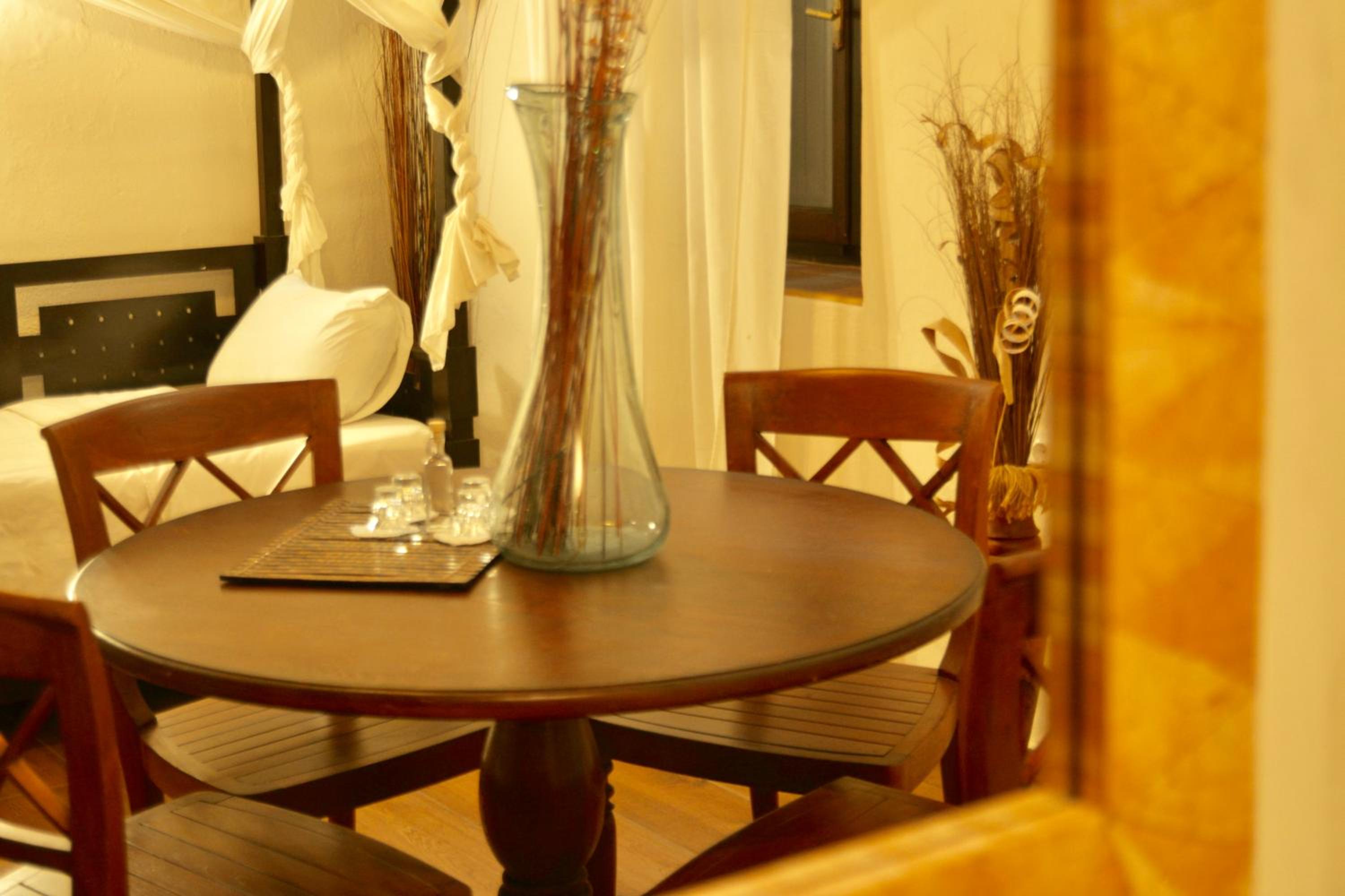 Superior Suite - Split Level - Photo 22
