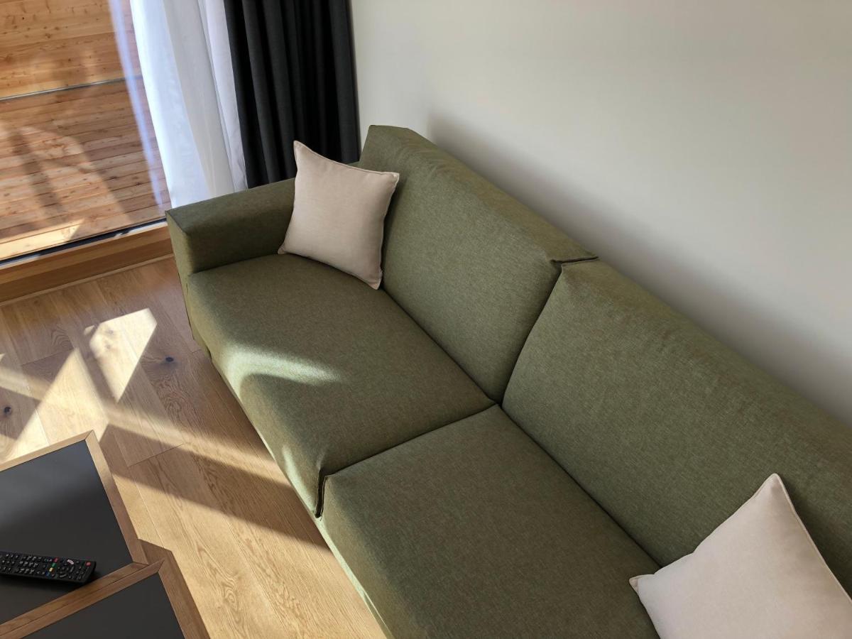 Apartment with Balcony photo 3