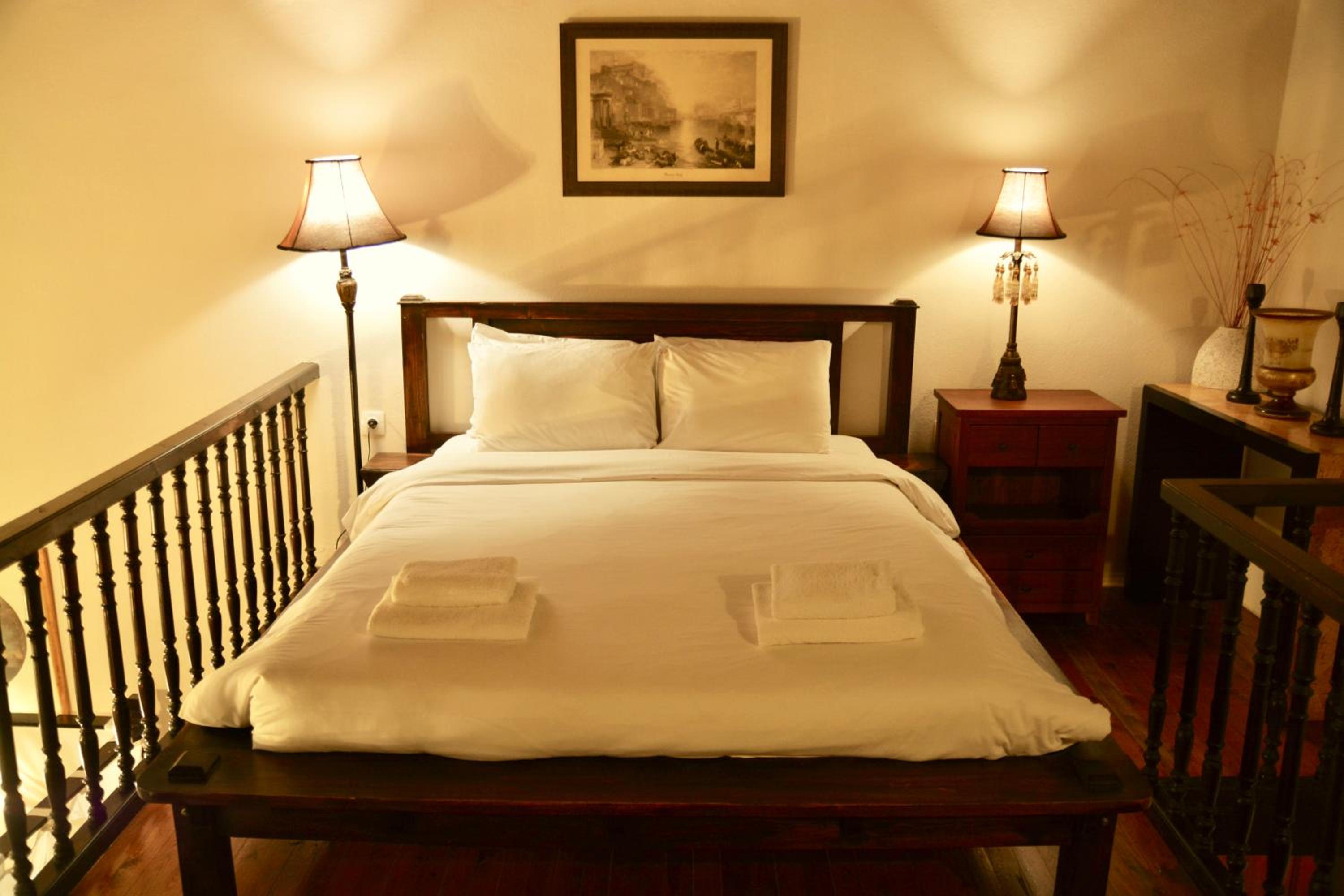 Superior Suite - Split Level - Photo 20