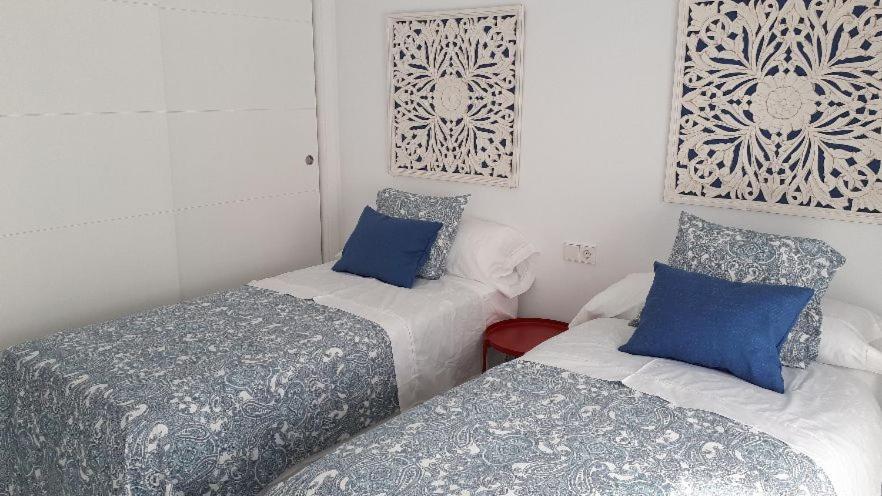 Apartamento con vista a la piscina