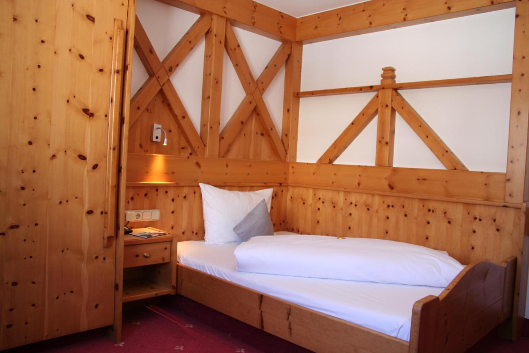 Single Room photo 1