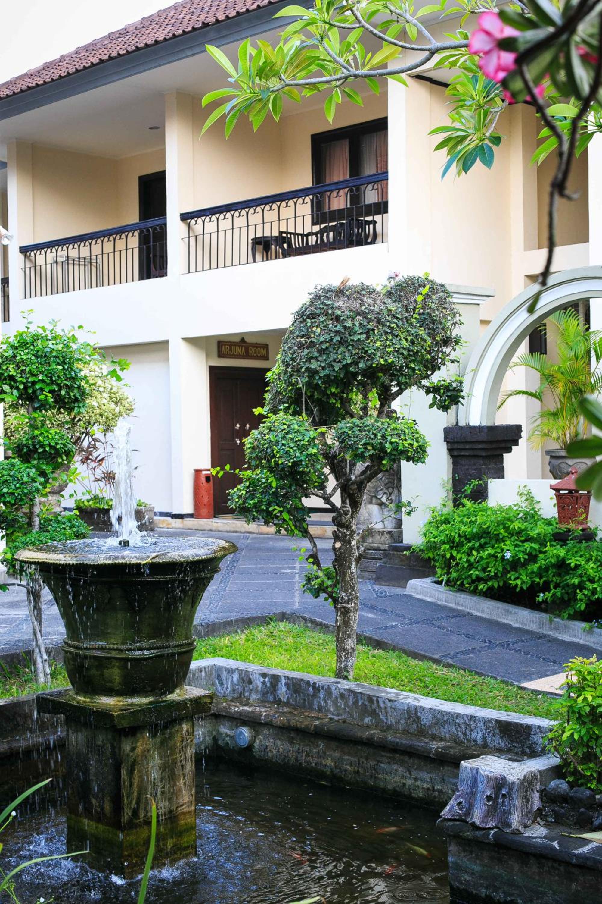 Superior Double or Twin Room with Garden View - Photo 5