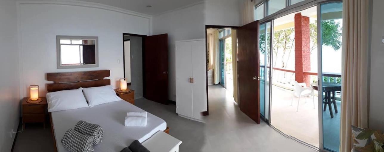 Suite with Sea View - Photo 10