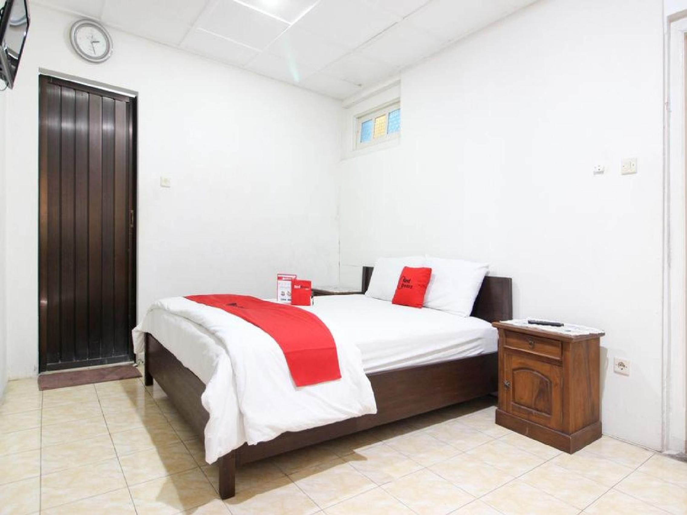 Standard Double Room - Photo 4